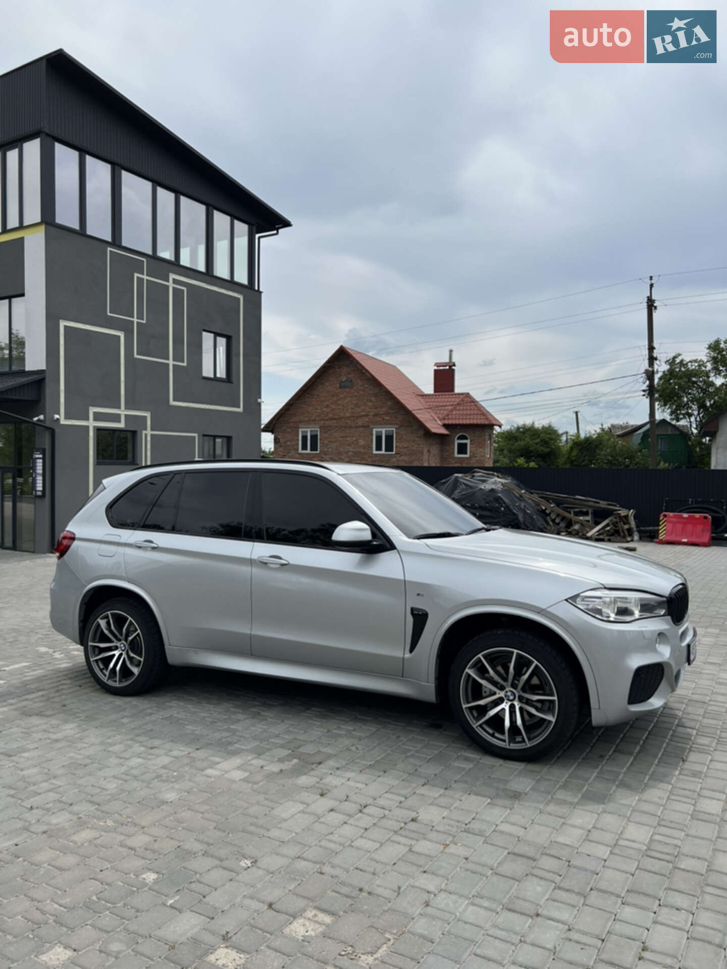 BMW X5 2016 VIN WBALS010300T83225 фото оголошення 15 з 83