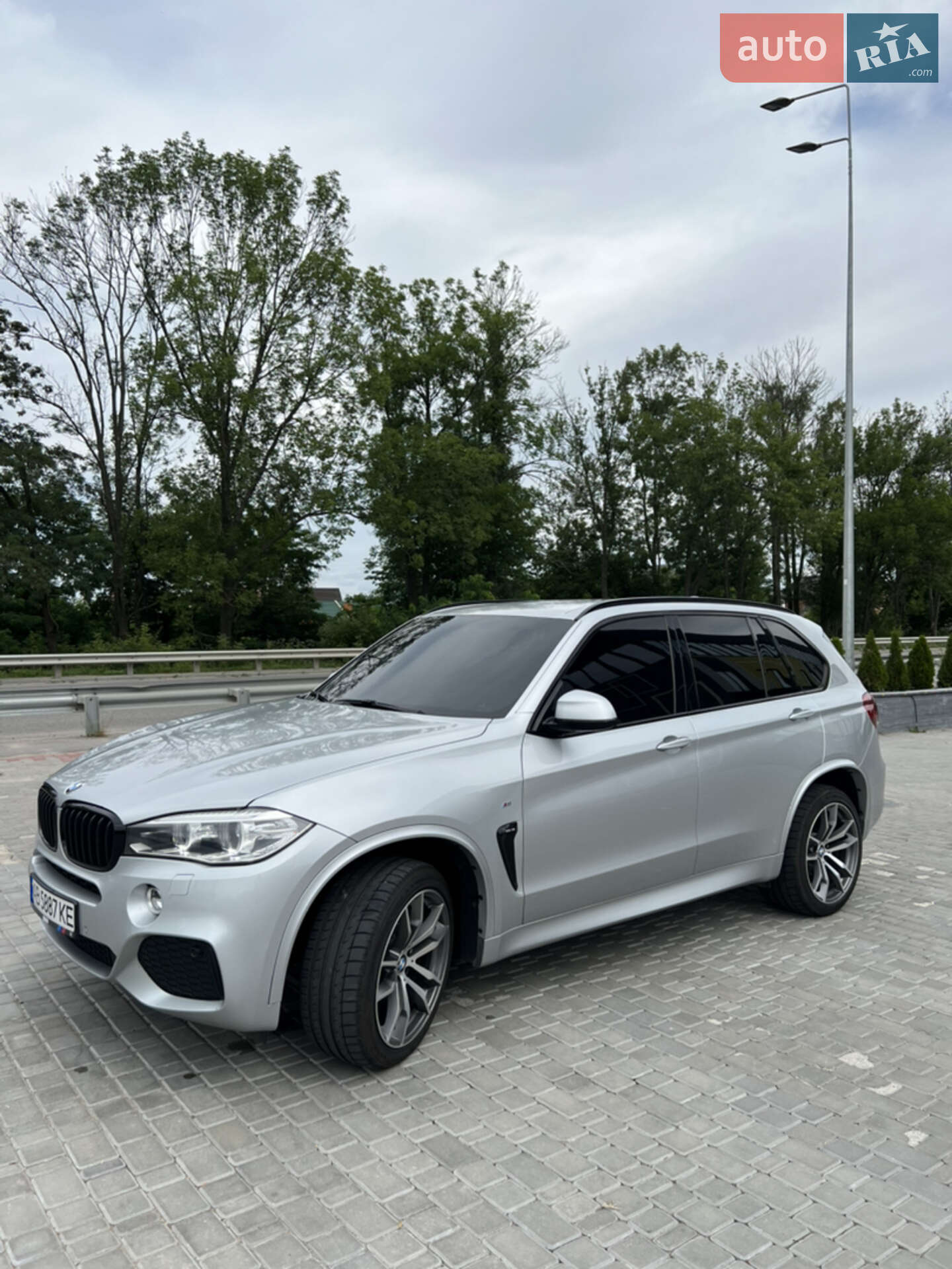 BMW X5 2016 VIN WBALS010300T83225 фото оголошення 8 з 83