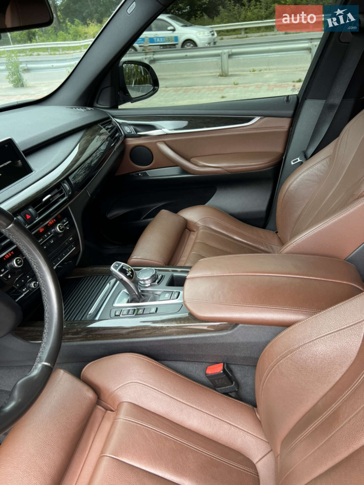 BMW X5 2016 VIN WBALS010300T83225 фото оголошення 32 з 83