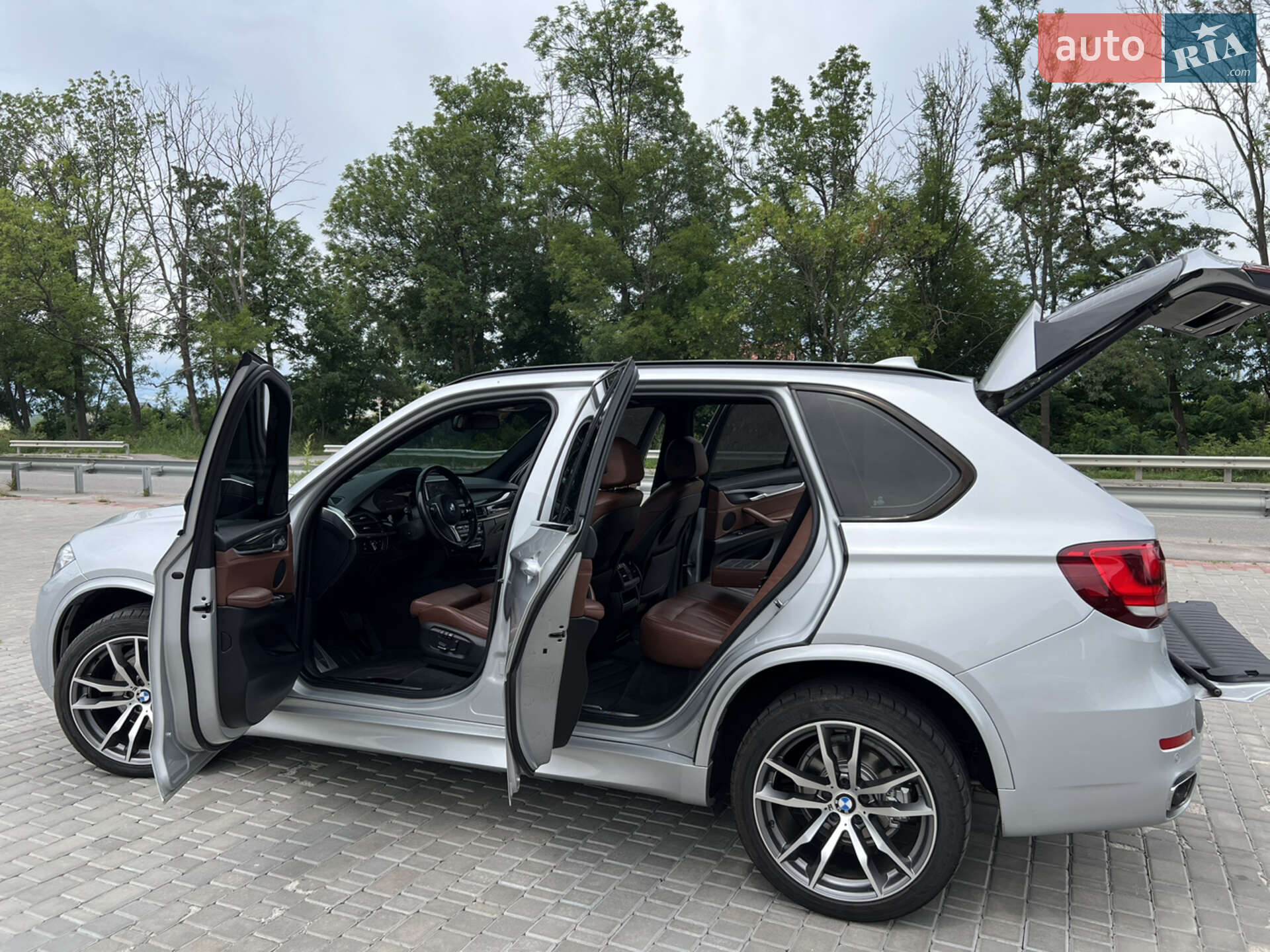 BMW X5 2016 VIN WBALS010300T83225 фото оголошення 23 з 83