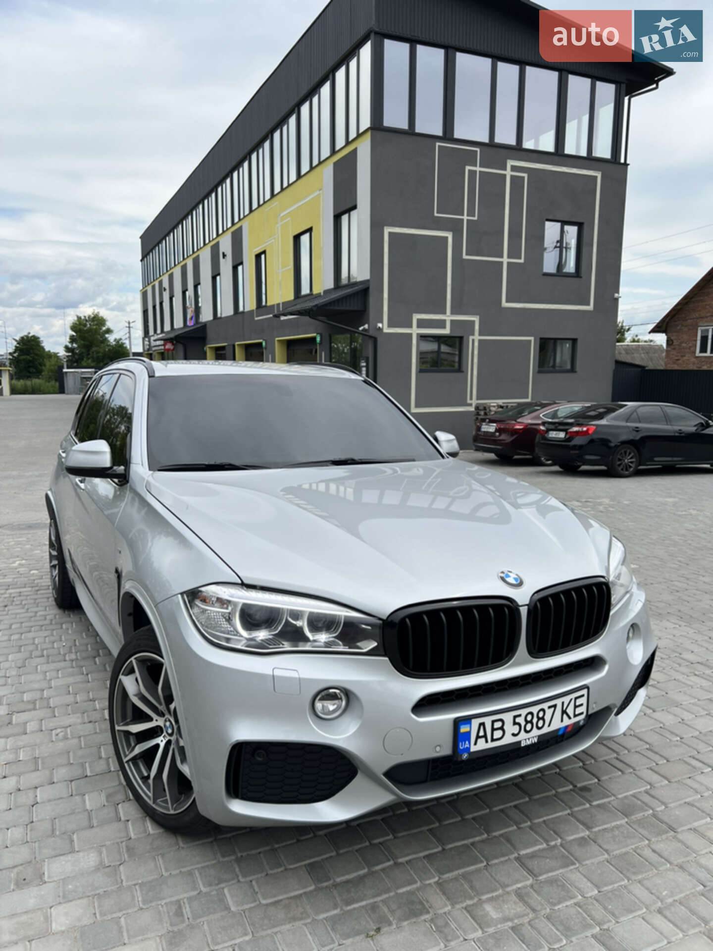 BMW X5 2016 VIN WBALS010300T83225 фото оголошення 14 з 83