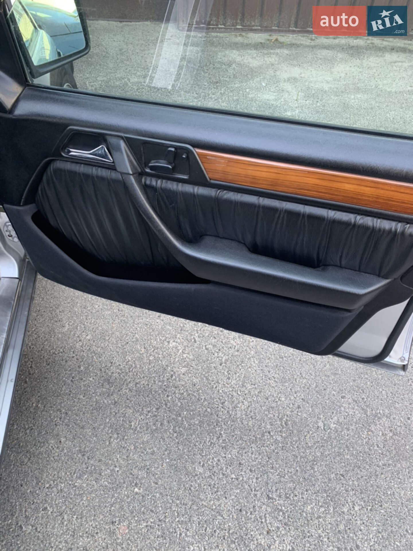 Mercedes-Benz E-Class 1995 VIN WDB1241311C023351 фото оголошення 4 з 16