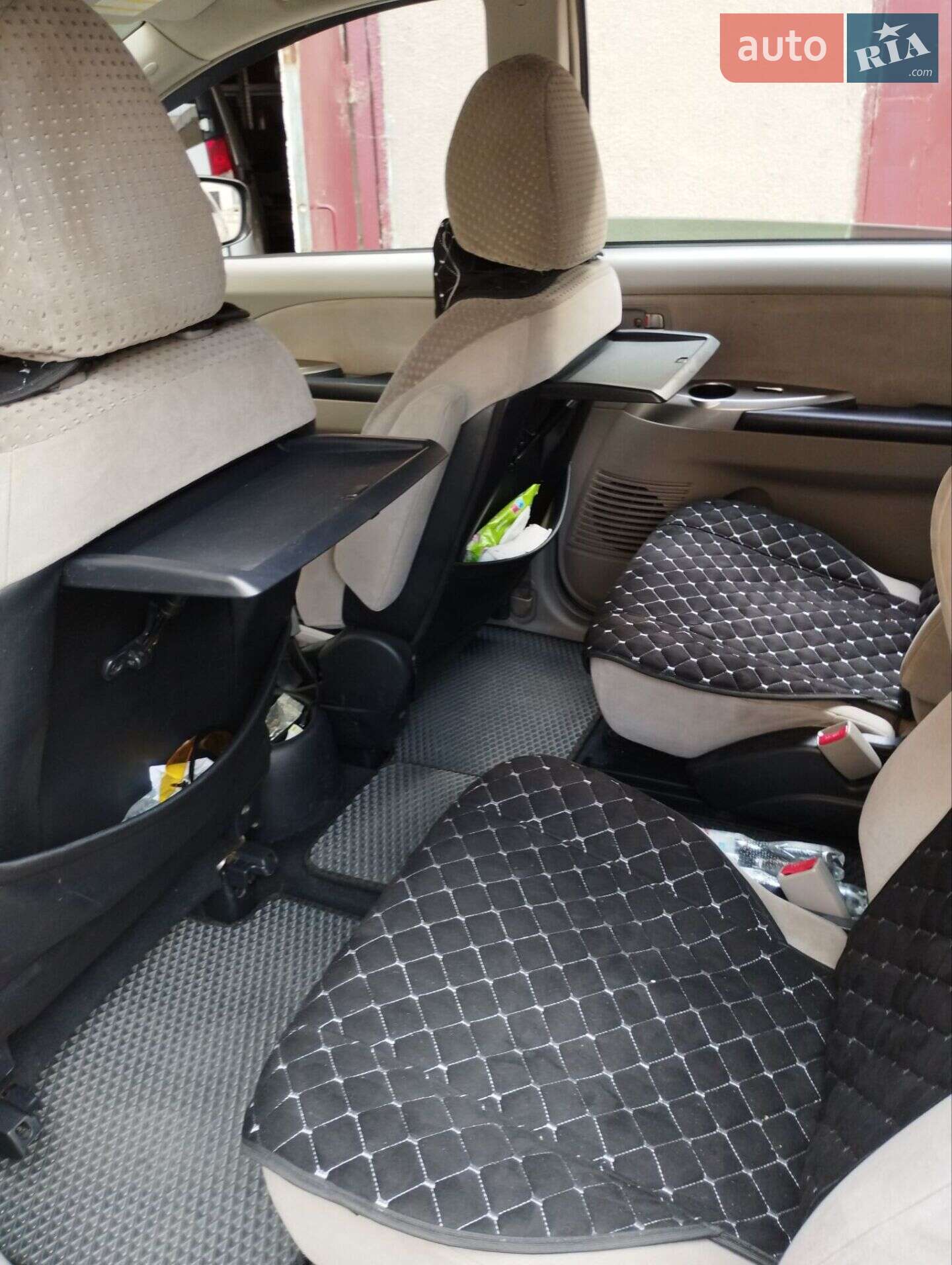 Mitsubishi Grandis 2004 VIN JMBLRNA4W4Z001831 фото оголошення 4 з 34