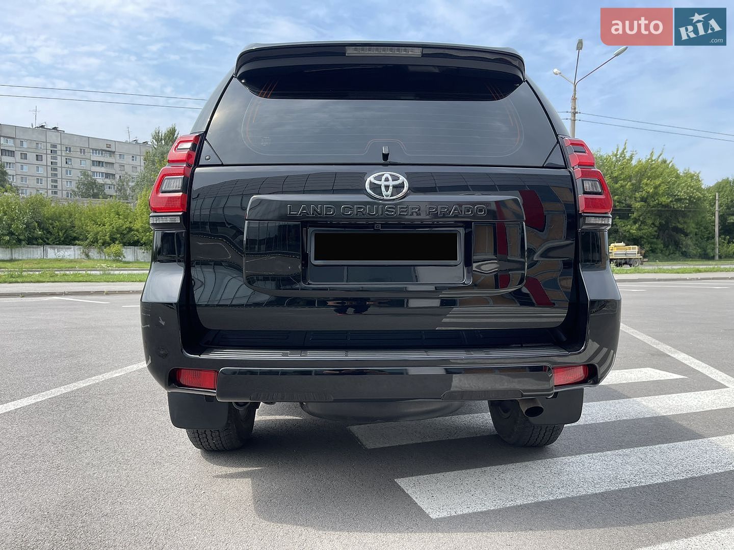 Toyota Land Cruiser Prado 2019 VIN JTEBU3FJ10K170768 фото оголошення 6 з 12