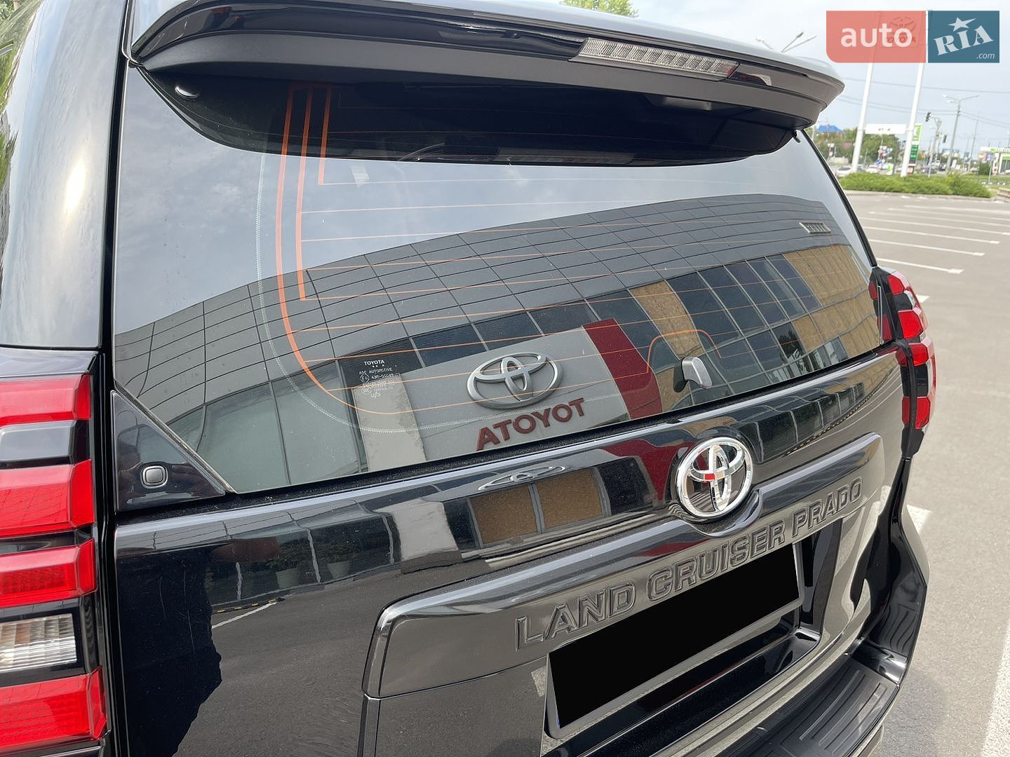 Toyota Land Cruiser Prado 2019 VIN JTEBU3FJ10K170768 фото оголошення 7 з 12
