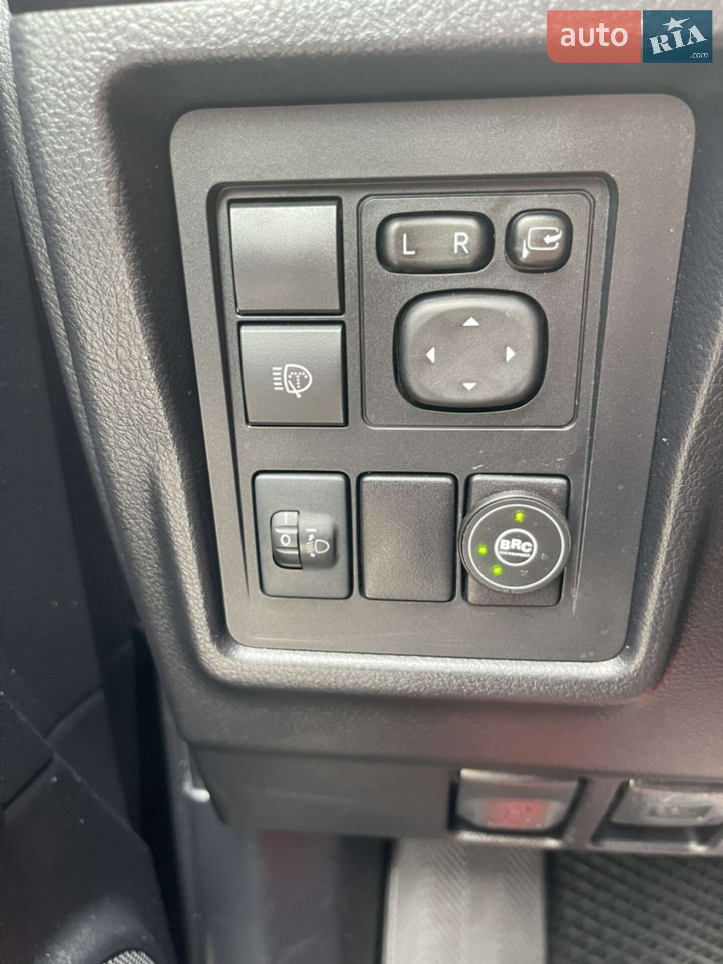 Toyota Land Cruiser Prado 2019 VIN JTEBU3FJ10K170768 фото оголошення 12 з 12