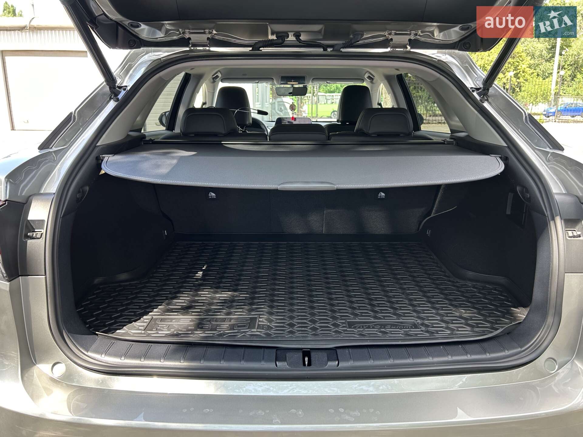 Lexus RX 2022 VIN JTJBAMCA402183101 фото оголошення 7 з 34