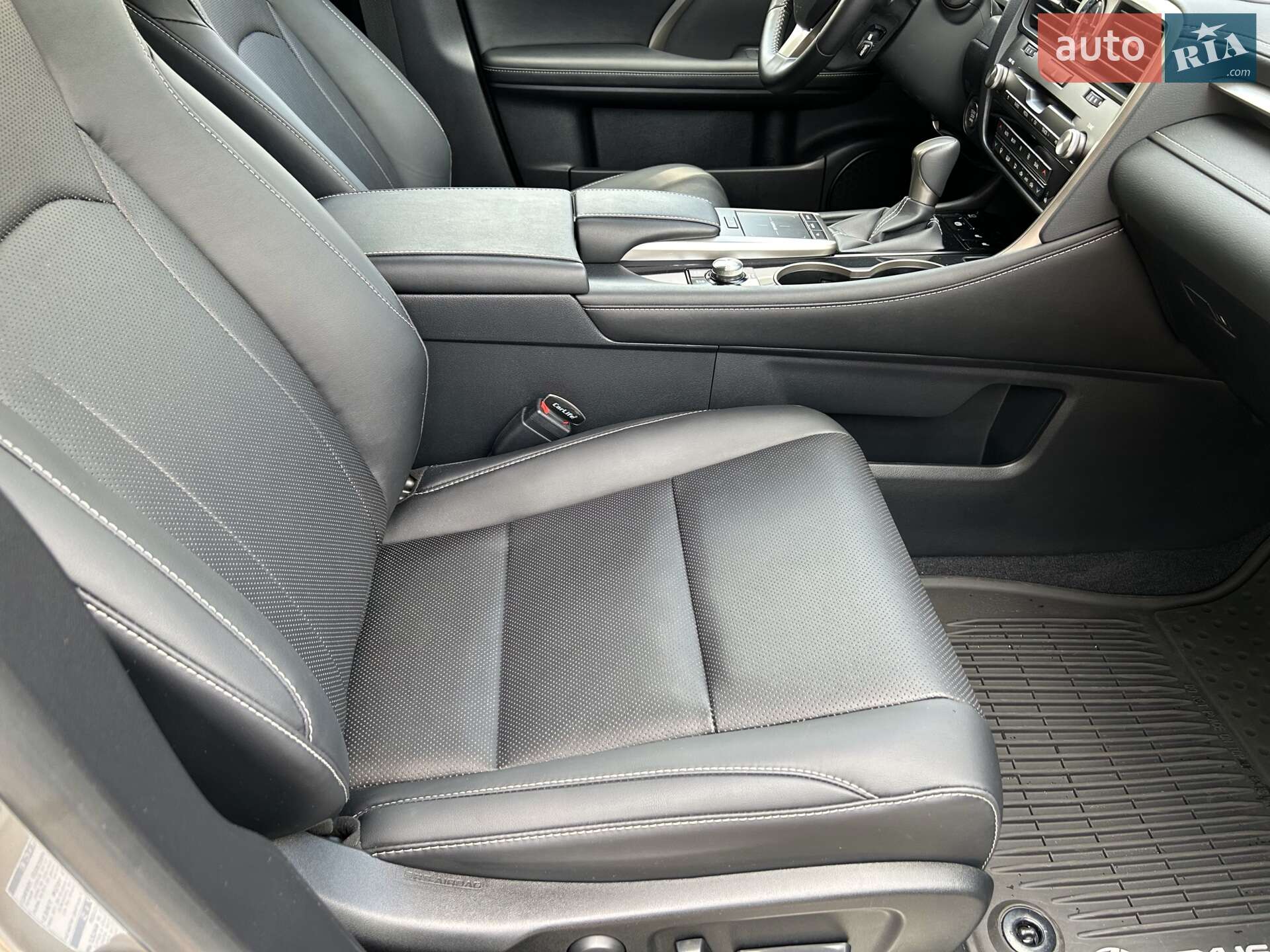 Lexus RX 2022 VIN JTJBAMCA402183101 фото оголошення 15 з 34