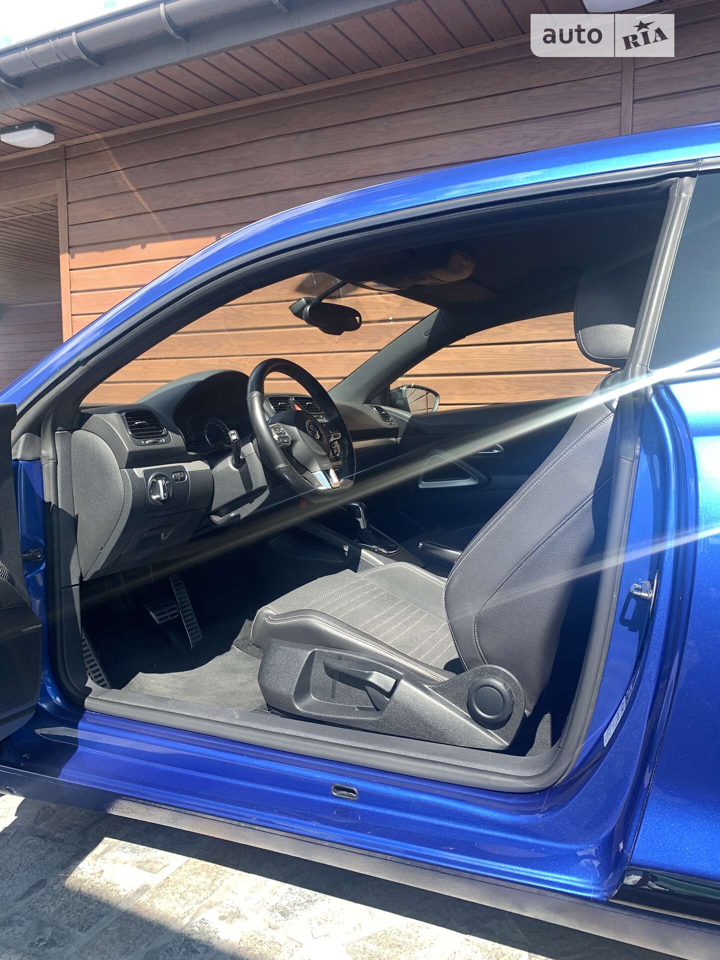 Volkswagen Scirocco 2011 VIN WVWZZZ13ZBV035382 фото оголошення 4 з 7
