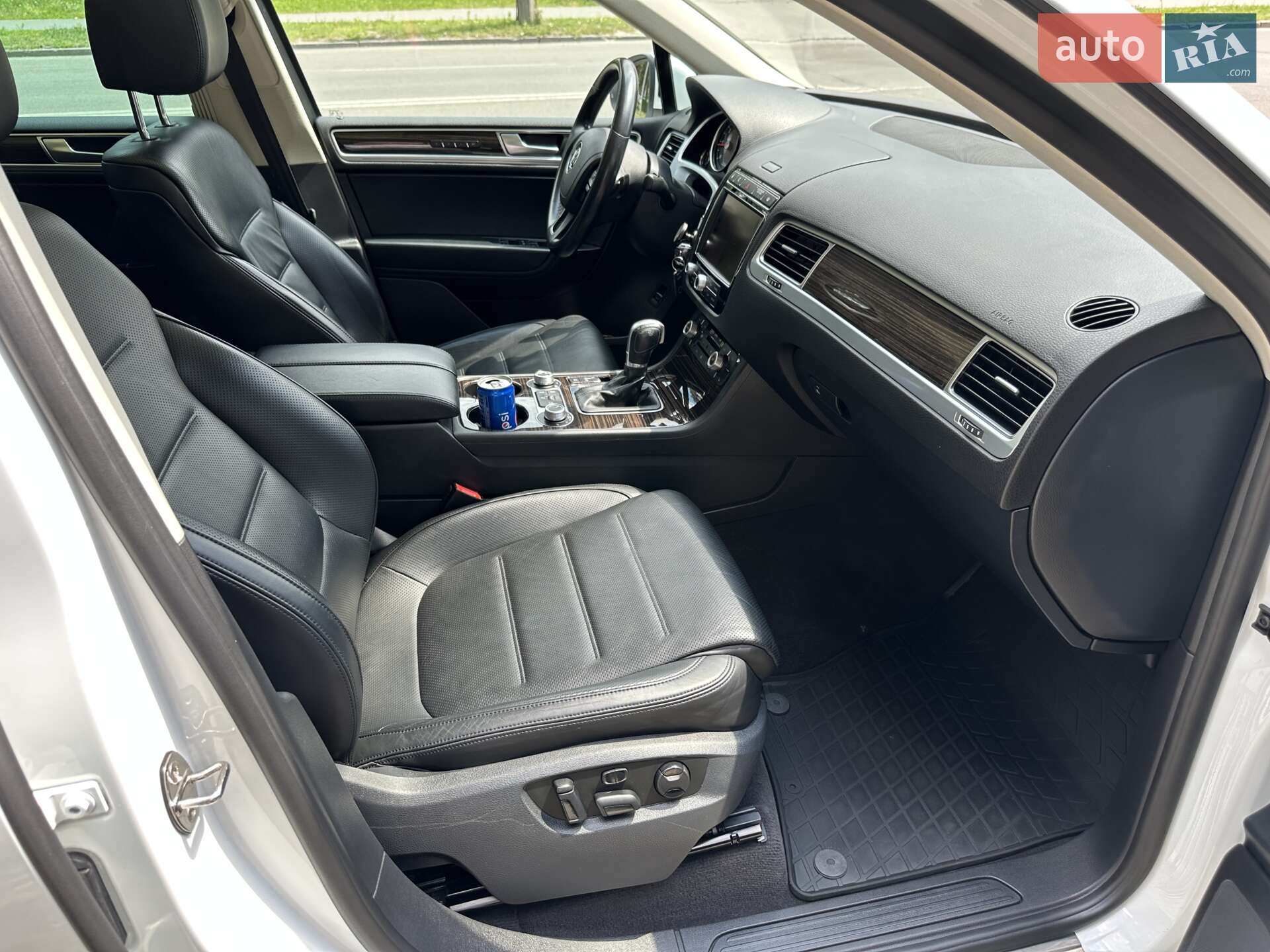 Volkswagen Touareg 2014 VIN WVGZZZ7PZFD000404 фото оголошення 9 з 24
