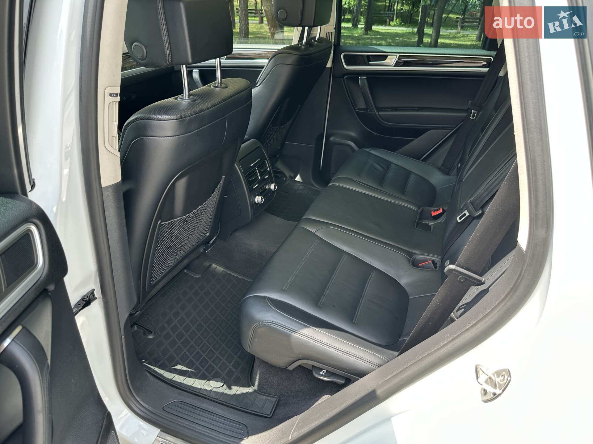 Volkswagen Touareg 2014 VIN WVGZZZ7PZFD000404 фото оголошення 16 з 24
