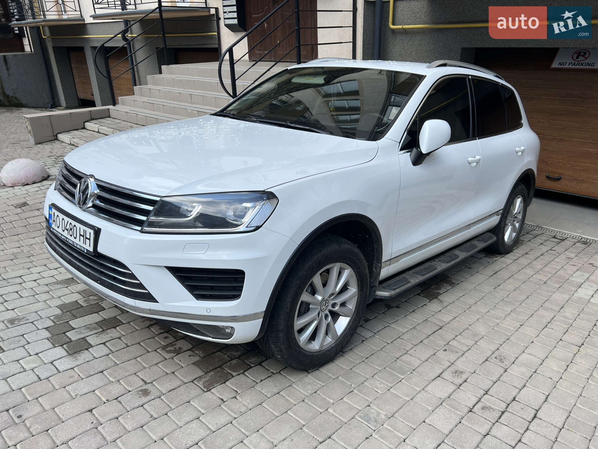 Volkswagen Touareg 2017 VIN WVGZZZ7PZHD036799 фото оголошення 3 з 7
