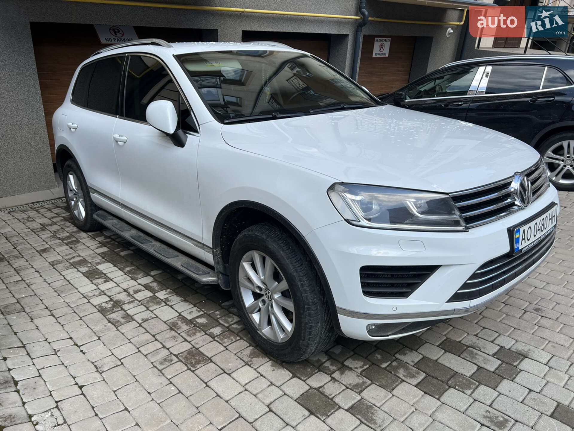 Volkswagen Touareg 2017 VIN WVGZZZ7PZHD036799 фото оголошення 4 з 7