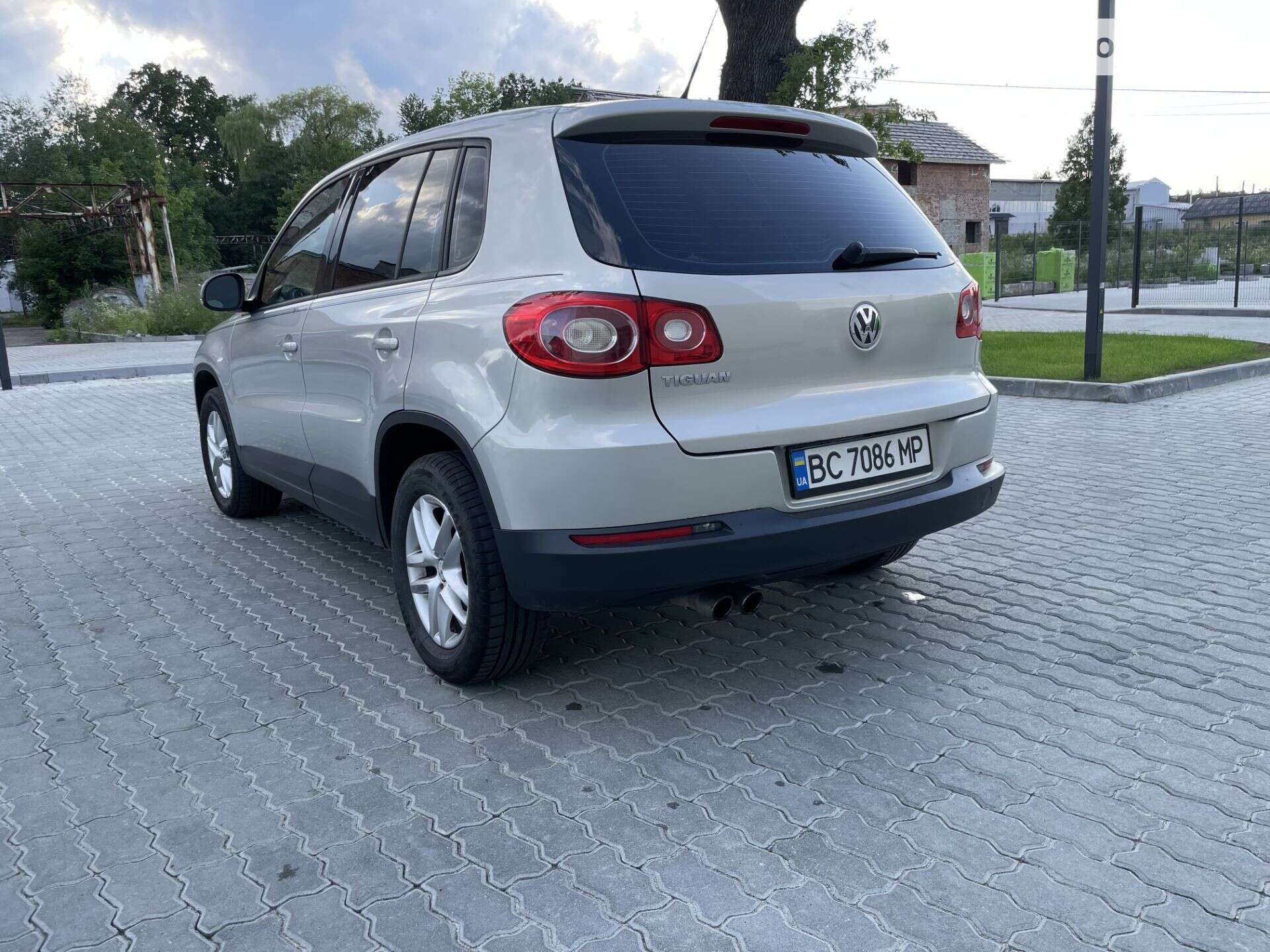 Volkswagen Tiguan 2011 VIN WVGBV7AX3BW555633 фото оголошення 8 з 47