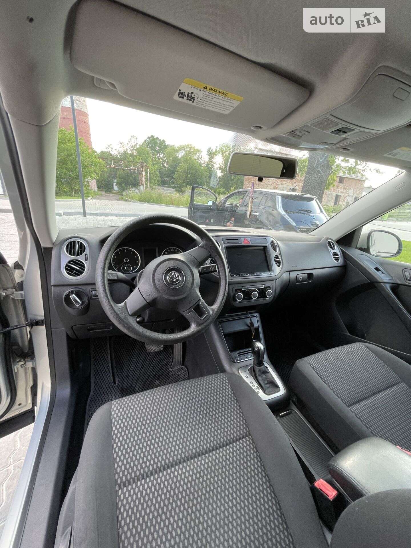 Volkswagen Tiguan 2011 VIN WVGBV7AX3BW555633 фото оголошення 28 з 47