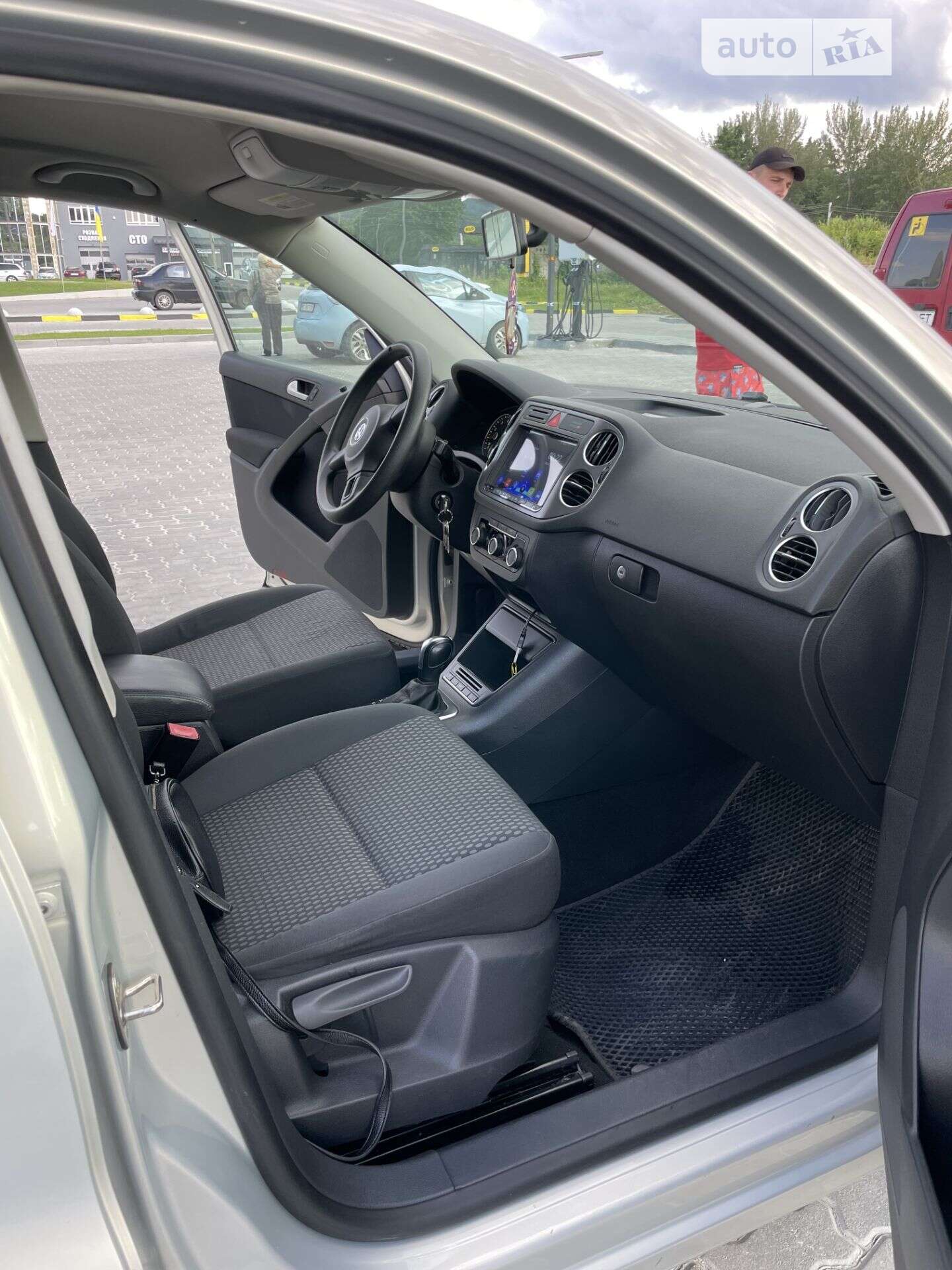 Volkswagen Tiguan 2011 VIN WVGBV7AX3BW555633 фото оголошення 35 з 47