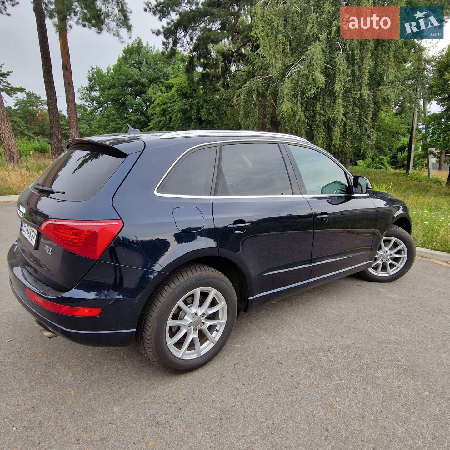 Audi Q5 2010 VIN WA1LFBFP9BA068641 фото оголошення 3 з 27