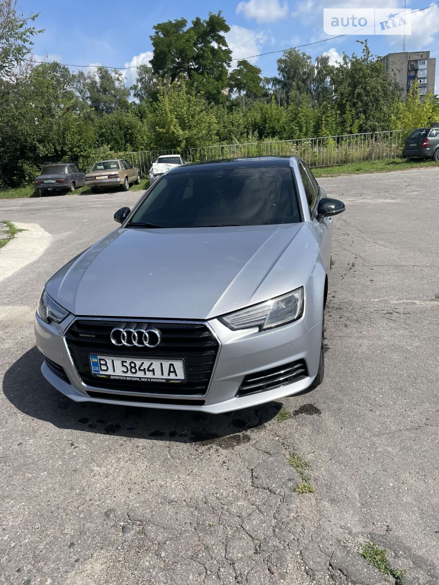 Audi A4 2015 VIN WAUANAF41HN001501 фото оголошення 7 з 16