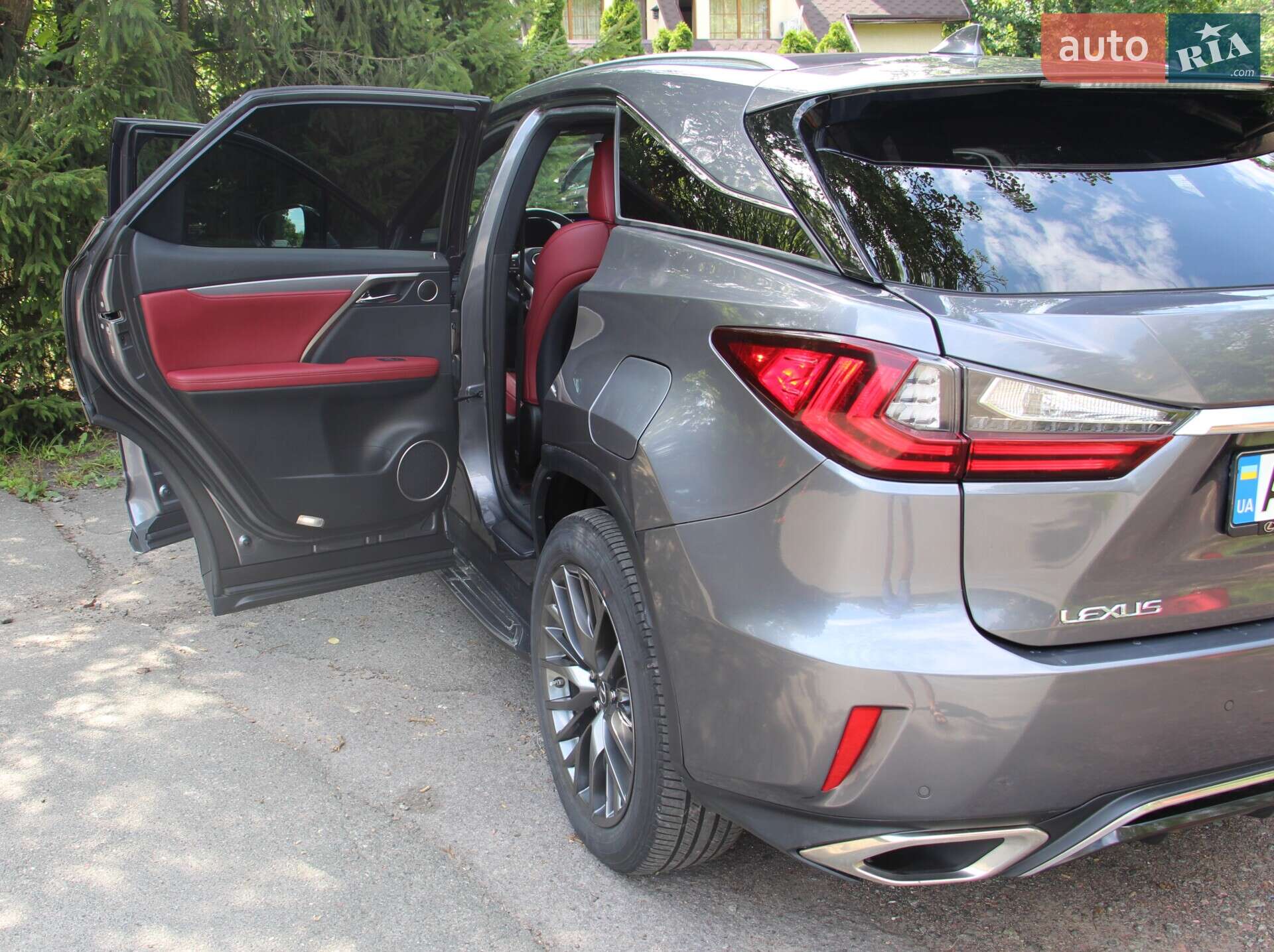Lexus RX 2017 VIN 2T2BZMCA1HC087348 фото оголошення 5 з 13