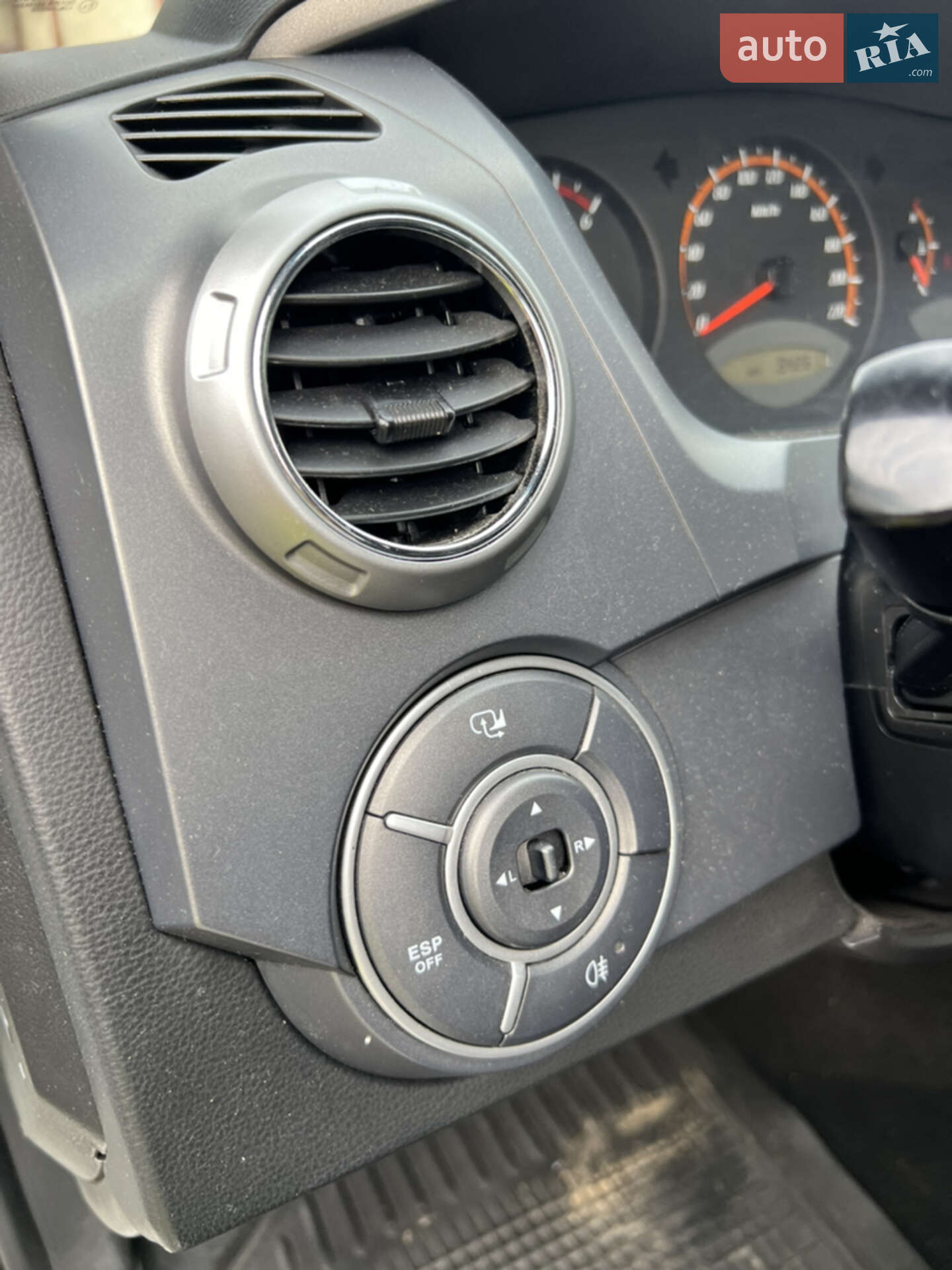 SsangYong Actyon 2012 VIN Y7WCJEA60C0016610 фото оголошення 15 з 25