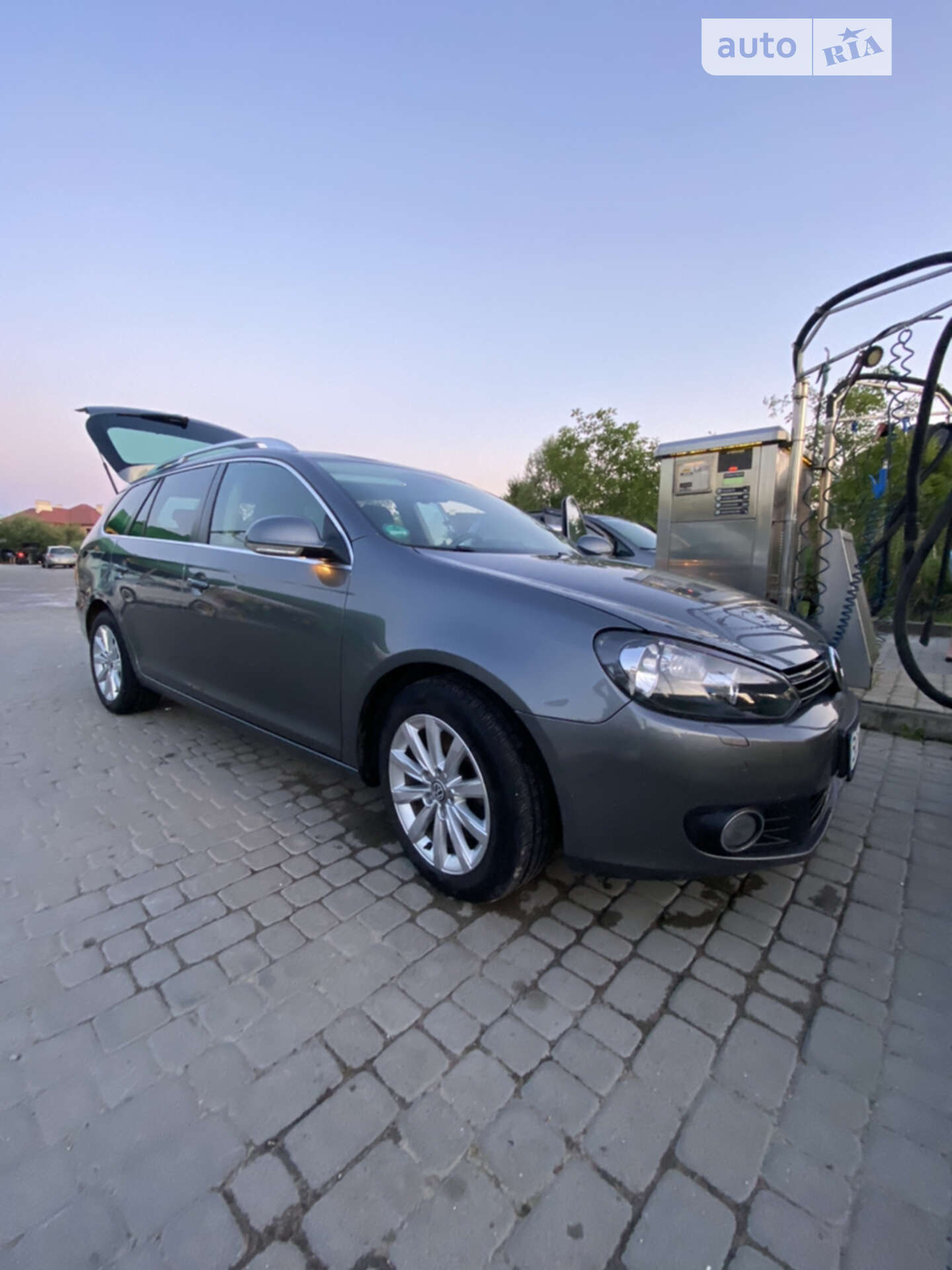 Volkswagen Golf 2010 VIN WVWZZZ1KZBM634174 фото оголошення 3 з 12