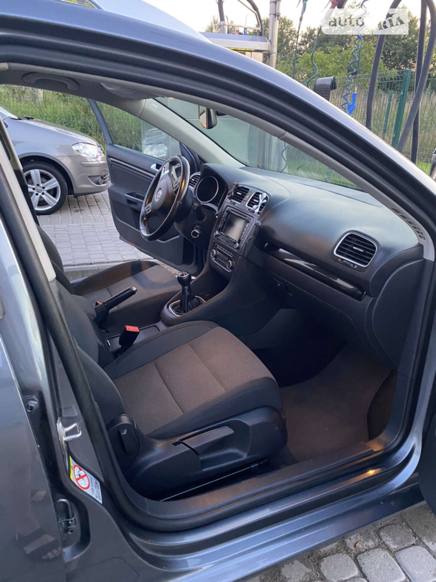 Volkswagen Golf 2010 VIN WVWZZZ1KZBM634174 фото оголошення 7 з 12