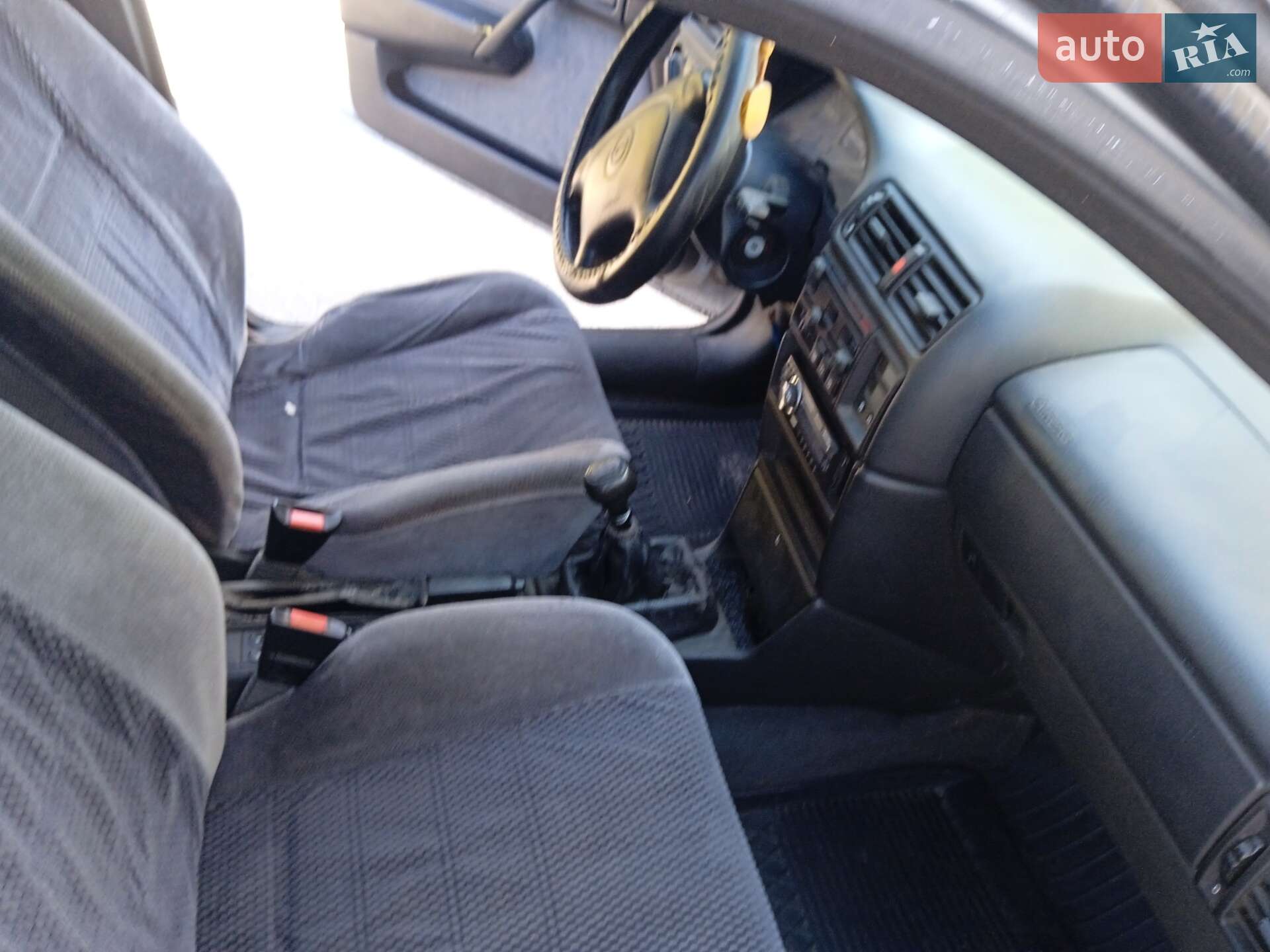 Opel Vectra 1995 VIN W0L000034H5095772 фото оголошення 2 з 14