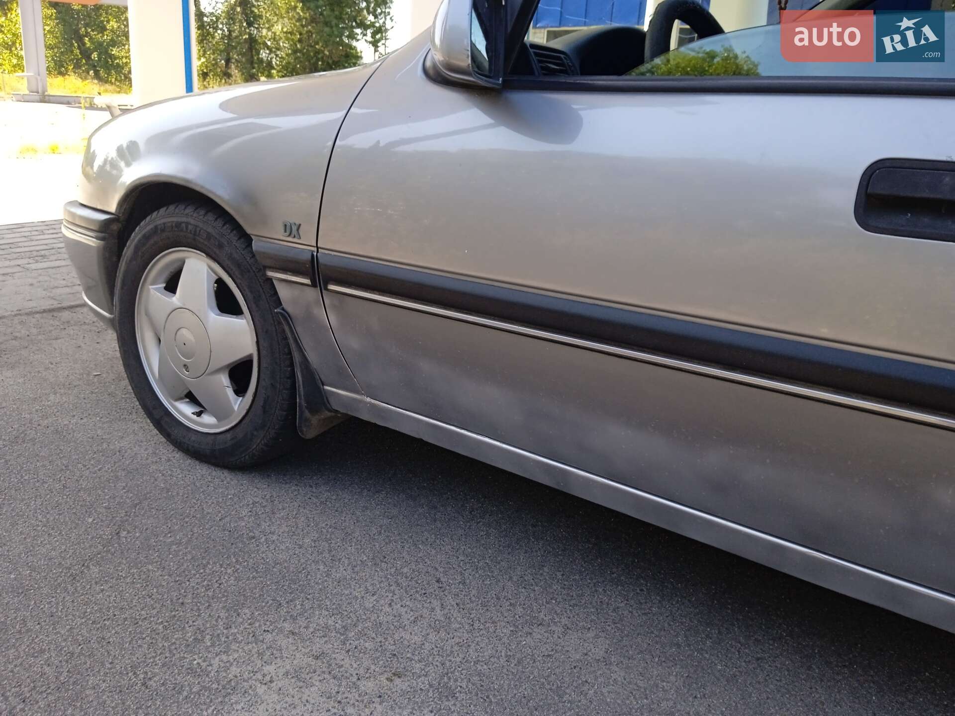 Opel Vectra 1995 VIN W0L000034H5095772 фото оголошення 4 з 14