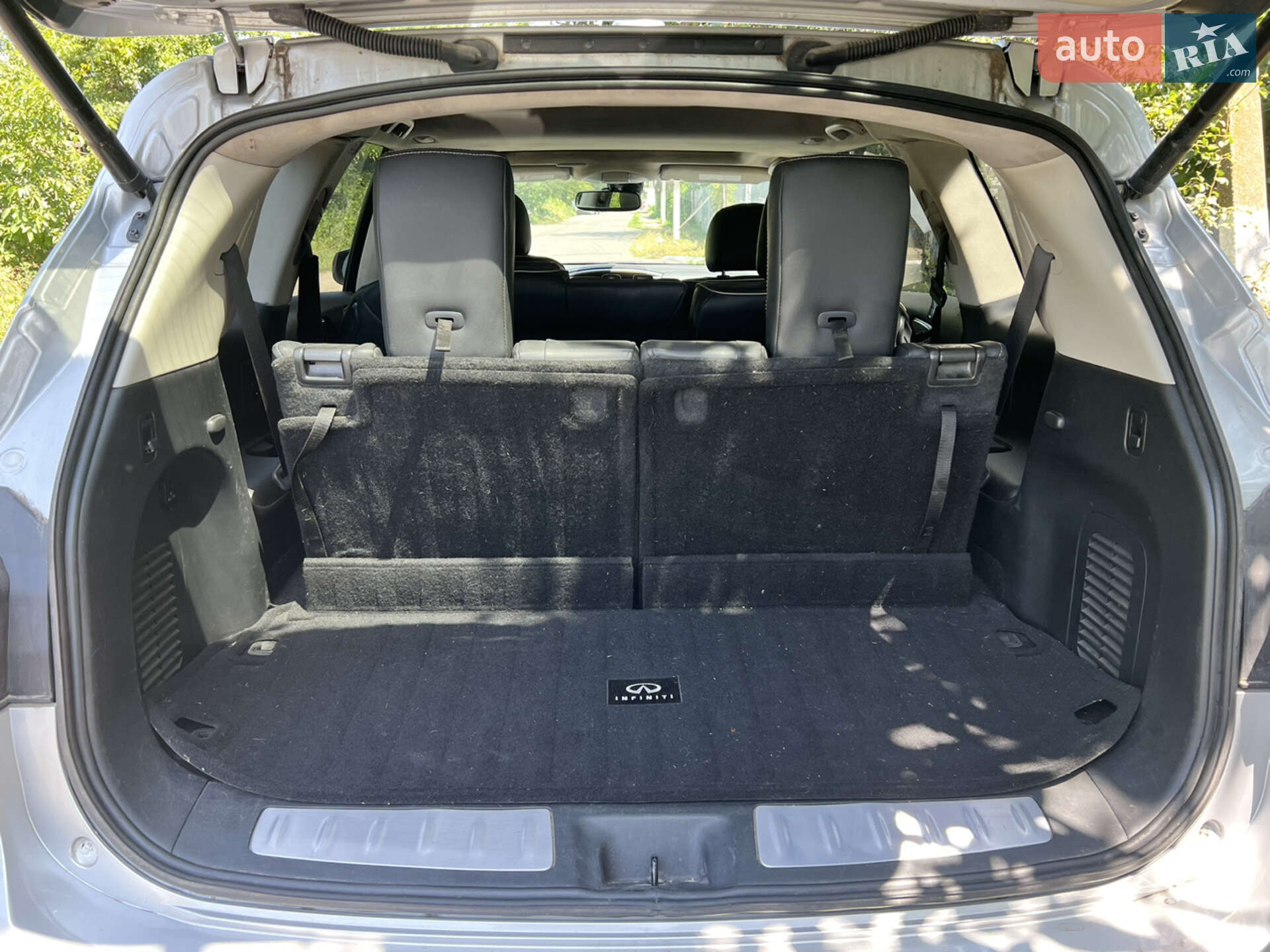 Infiniti QX60 2018 VIN 5N1DL0MM3KC526870 фото оголошення 4 з 12