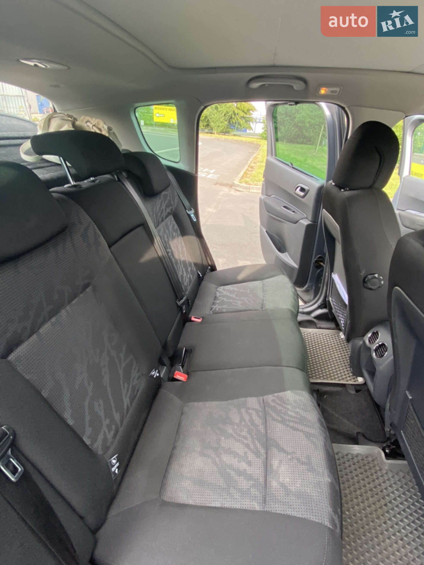 Peugeot 3008 2011 VIN VF30URHHABS242401 фото оголошення 12 з 17