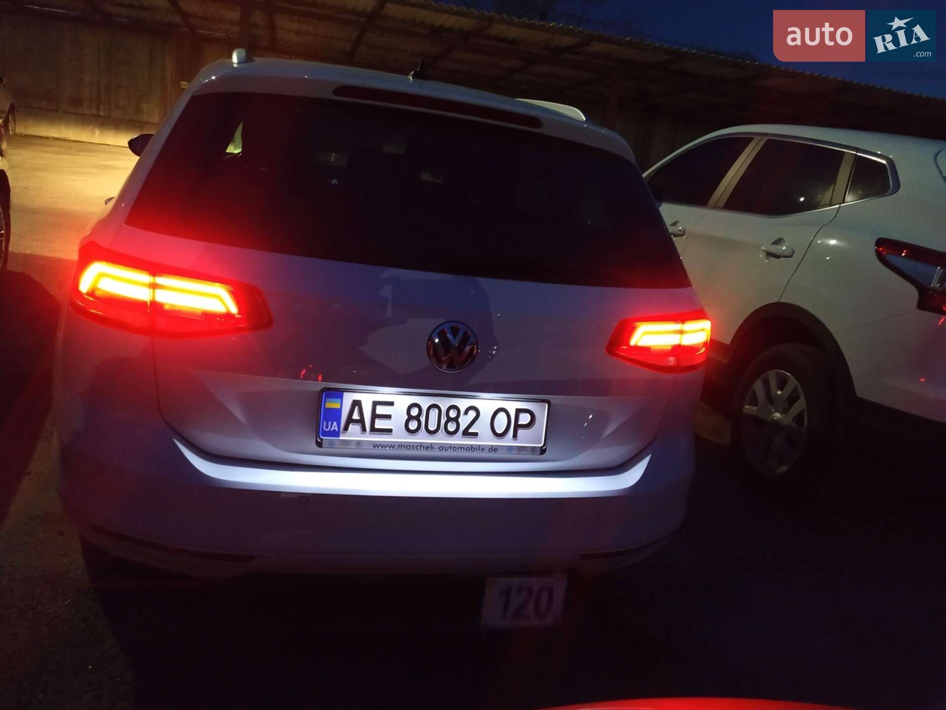 Volkswagen Passat 2015 VIN WVWZZZ3CZGE099226 фото оголошення 14 з 16