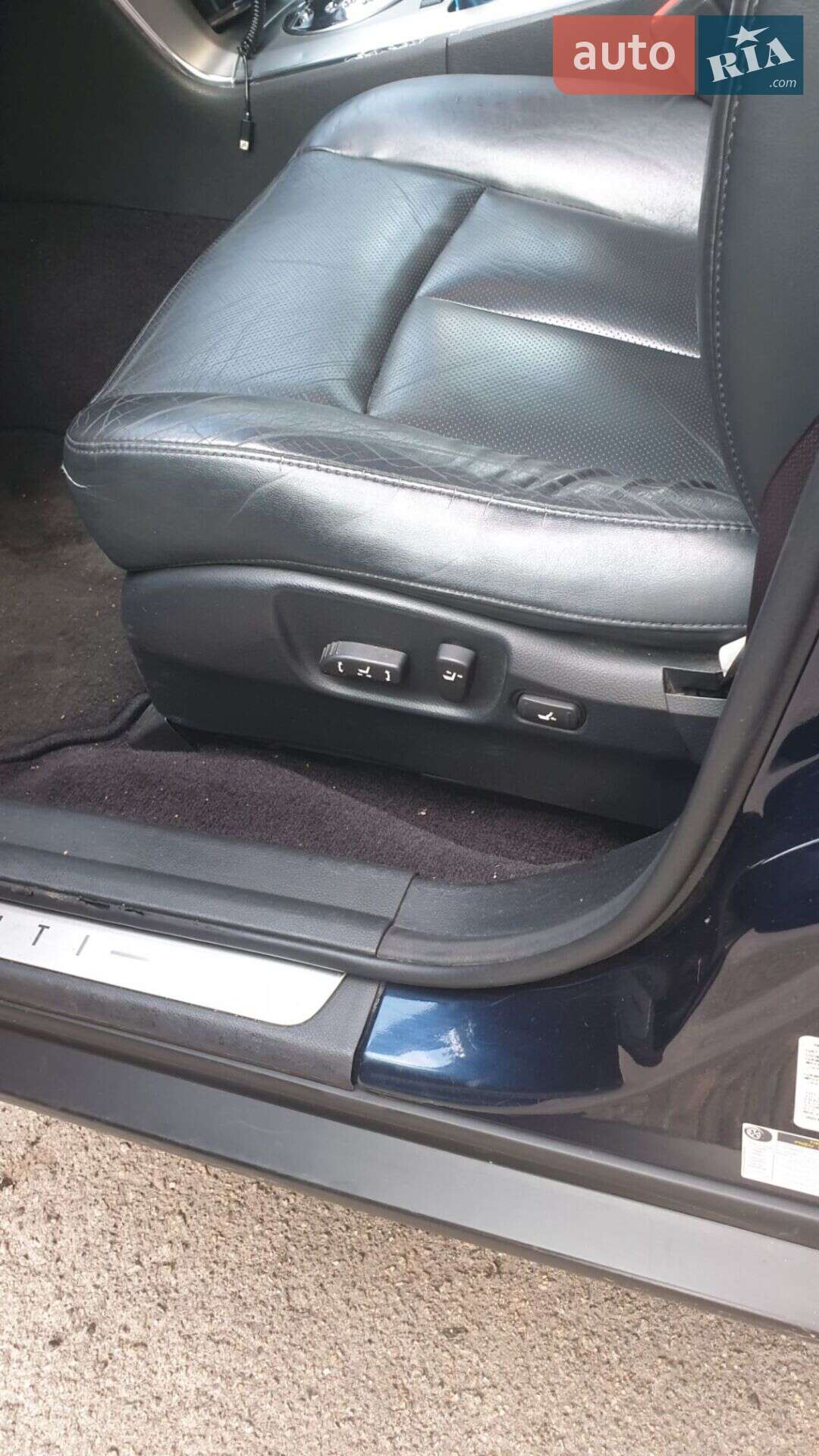 Infiniti FX 35 2006 VIN JNRAS08W96X211379 фото оголошення 13 з 15