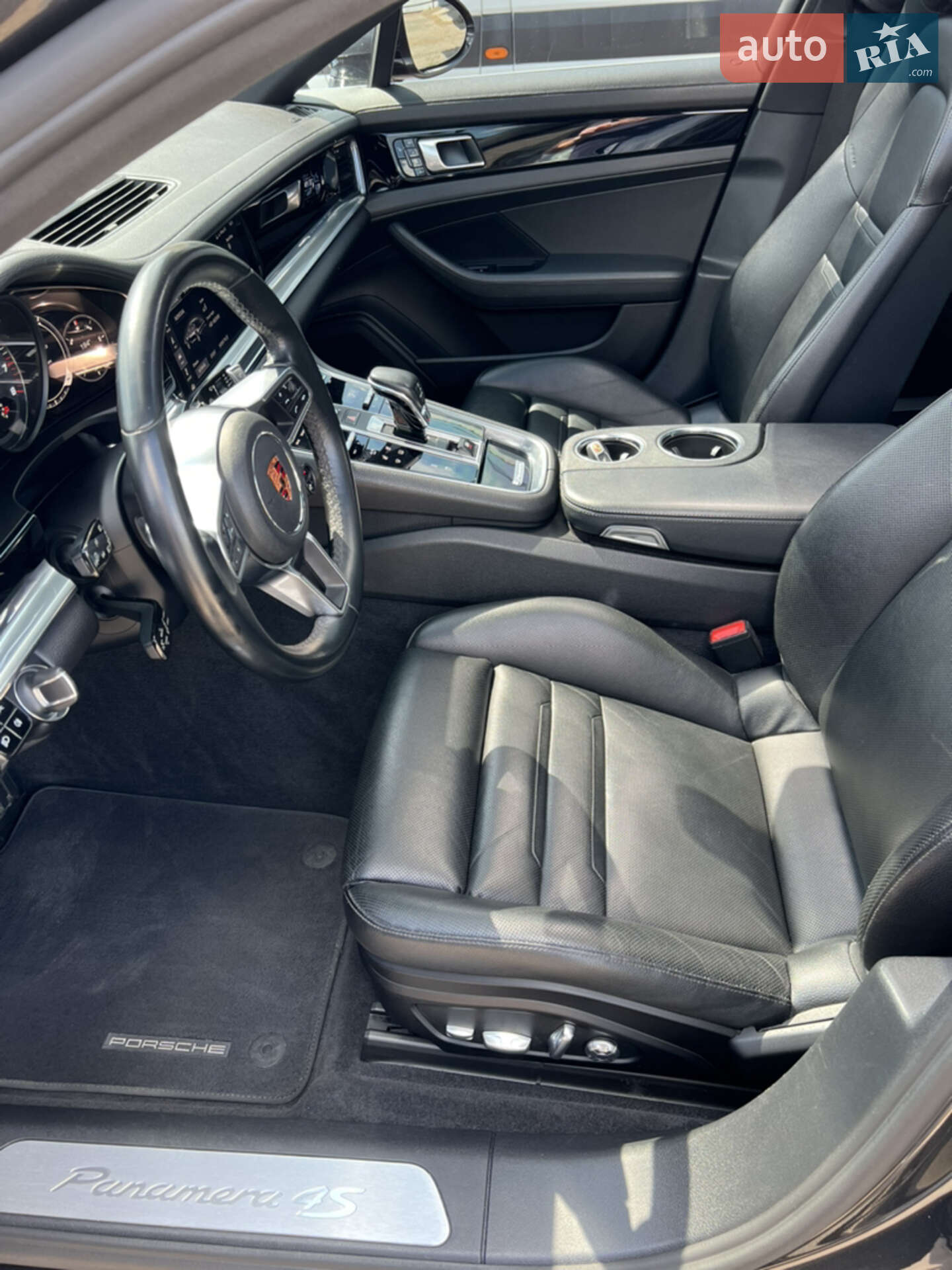 Porsche Panamera 2017 VIN WP0AB2A73HL123890 фото оголошення 9 з 13