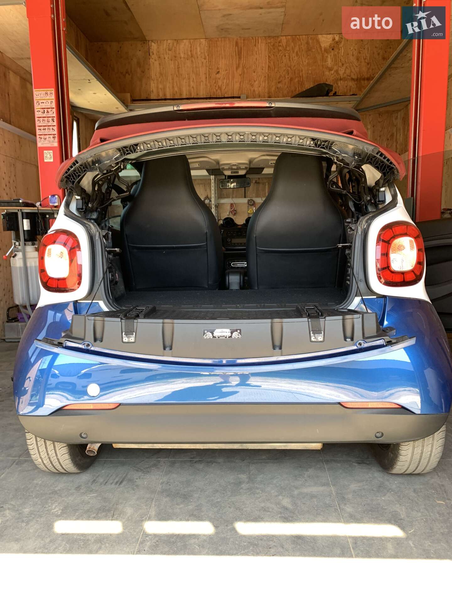 Smart Fortwo 2017 VIN WMEFK5DAXHK193389 фото оголошення 22 з 26