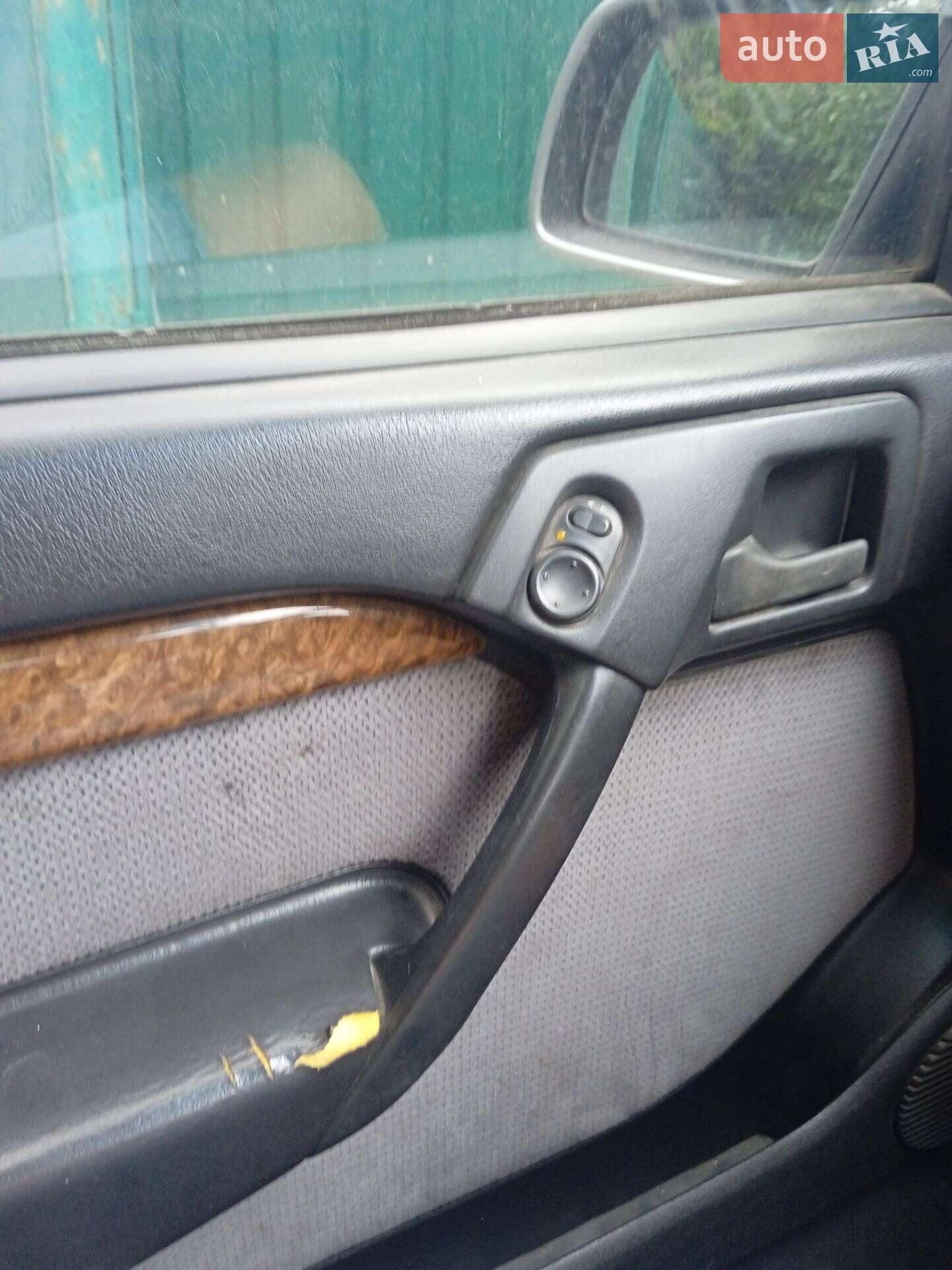 Opel Vectra 1995 VIN W0L000034H5095772 фото оголошення 3 з 8