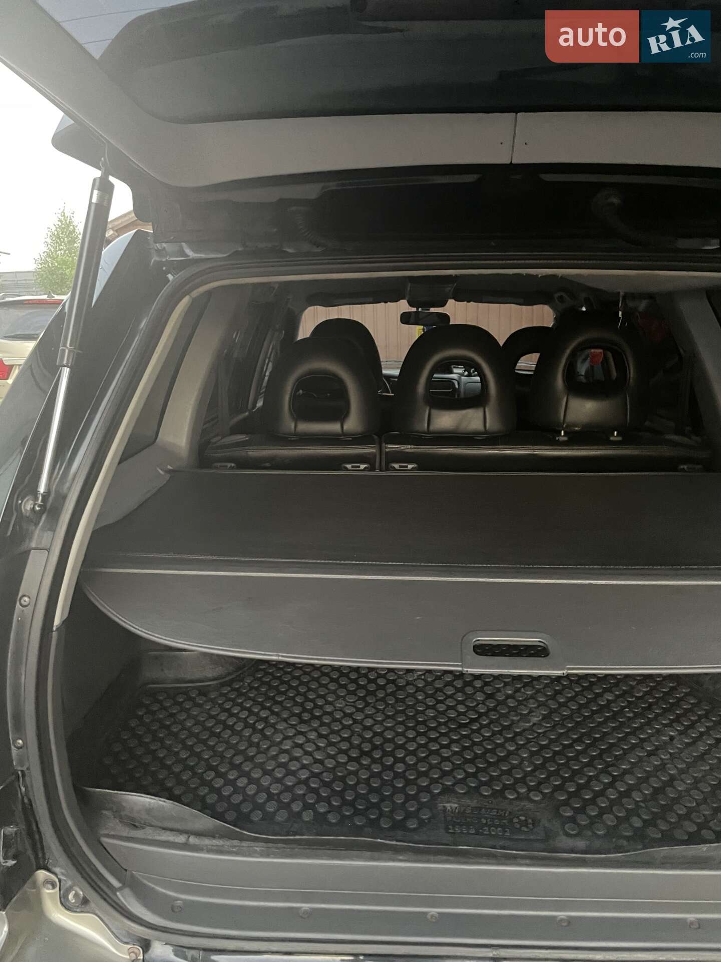 Mitsubishi Pajero Sport 2004 VIN JMB0RK9605J000486 фото оголошення 4 з 8