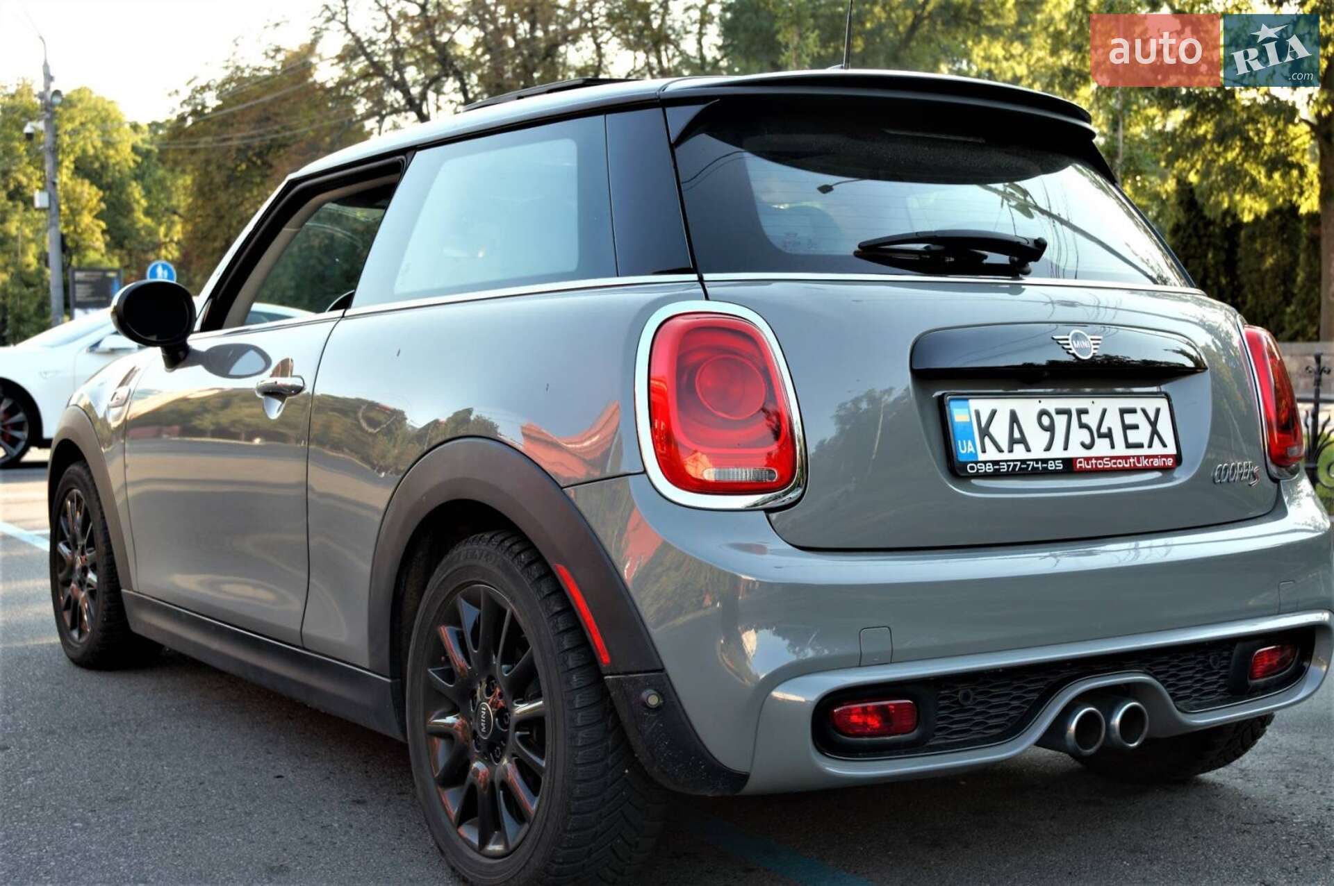 MINI Hatch 2019 VIN WMWXP7C57K2A54350 фото оголошення 5 з 29