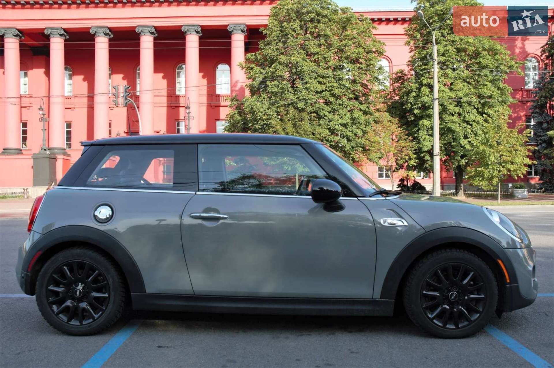 MINI Hatch 2019 VIN WMWXP7C57K2A54350 фото оголошення 3 з 29