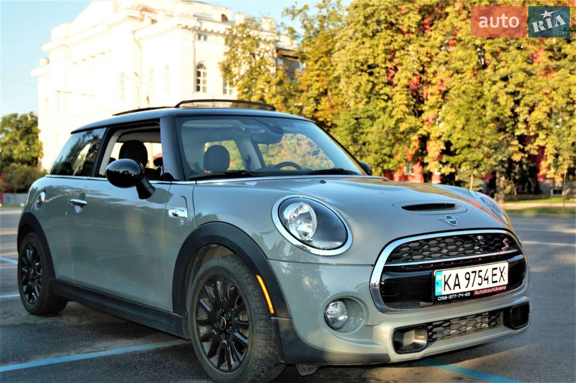 MINI Hatch 2019 VIN WMWXP7C57K2A54350 фото оголошення 2 з 29