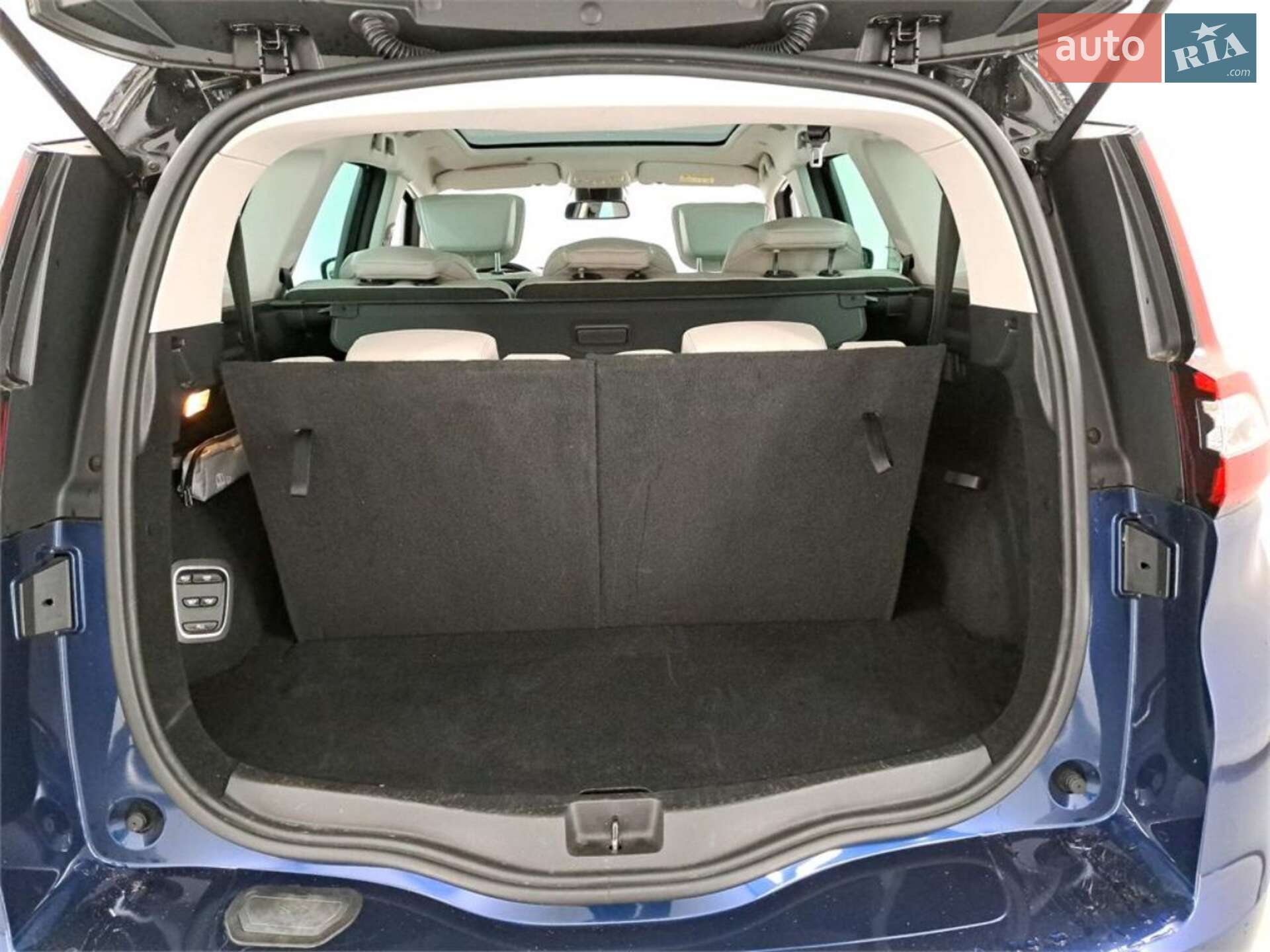 Renault Grand Scenic 2017 VIN VF1RFA00858760289 фото оголошення 20 з 30