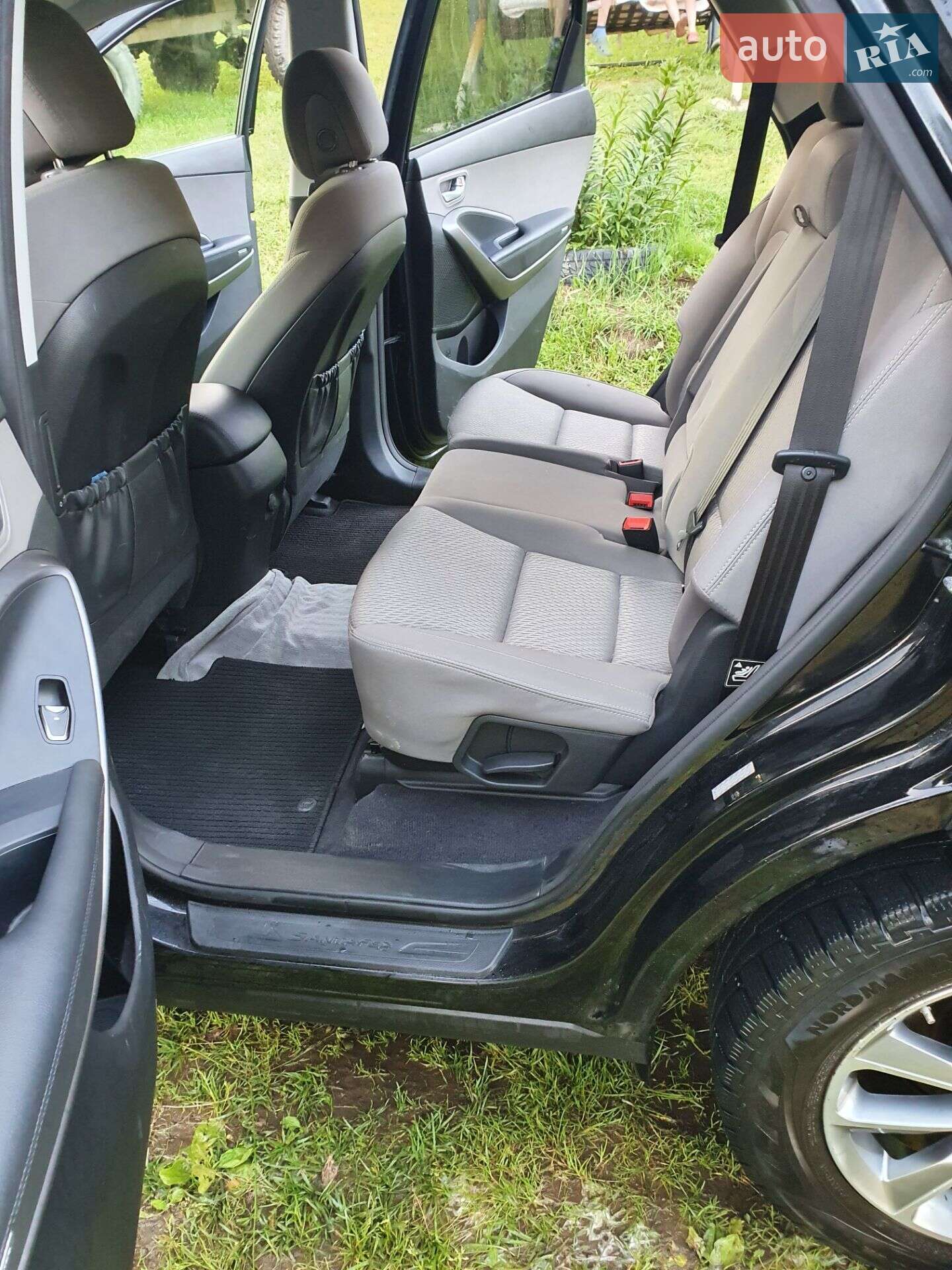 Hyundai Santa FE 2016 VIN KM8SMDHF7HU188089 фото оголошення 4 з 6