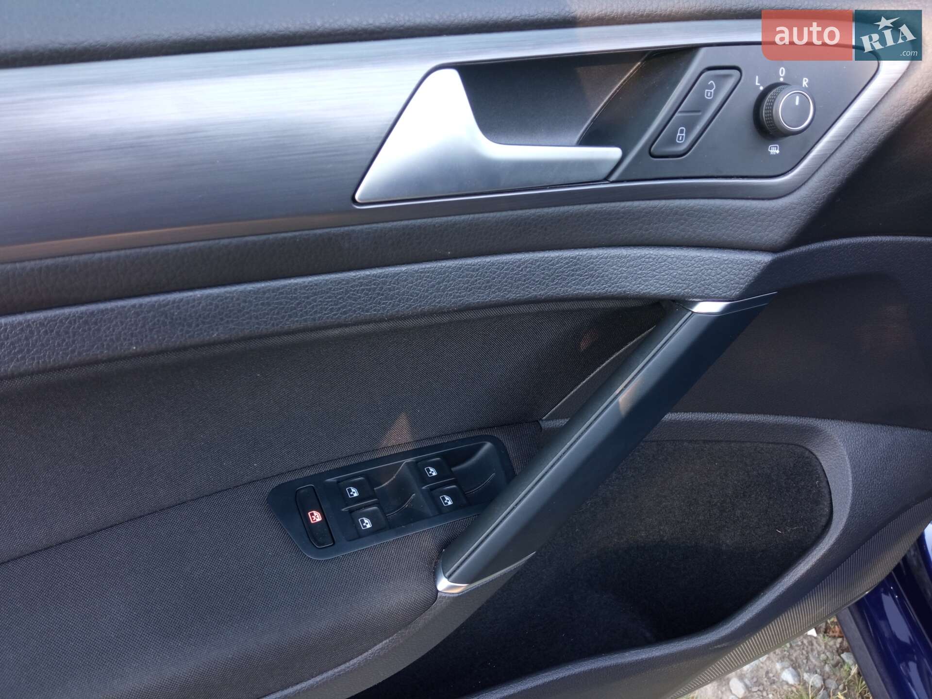 Volkswagen e-Golf 2020 VIN WVWZZZAUZL8907866 фото оголошення 11 з 27