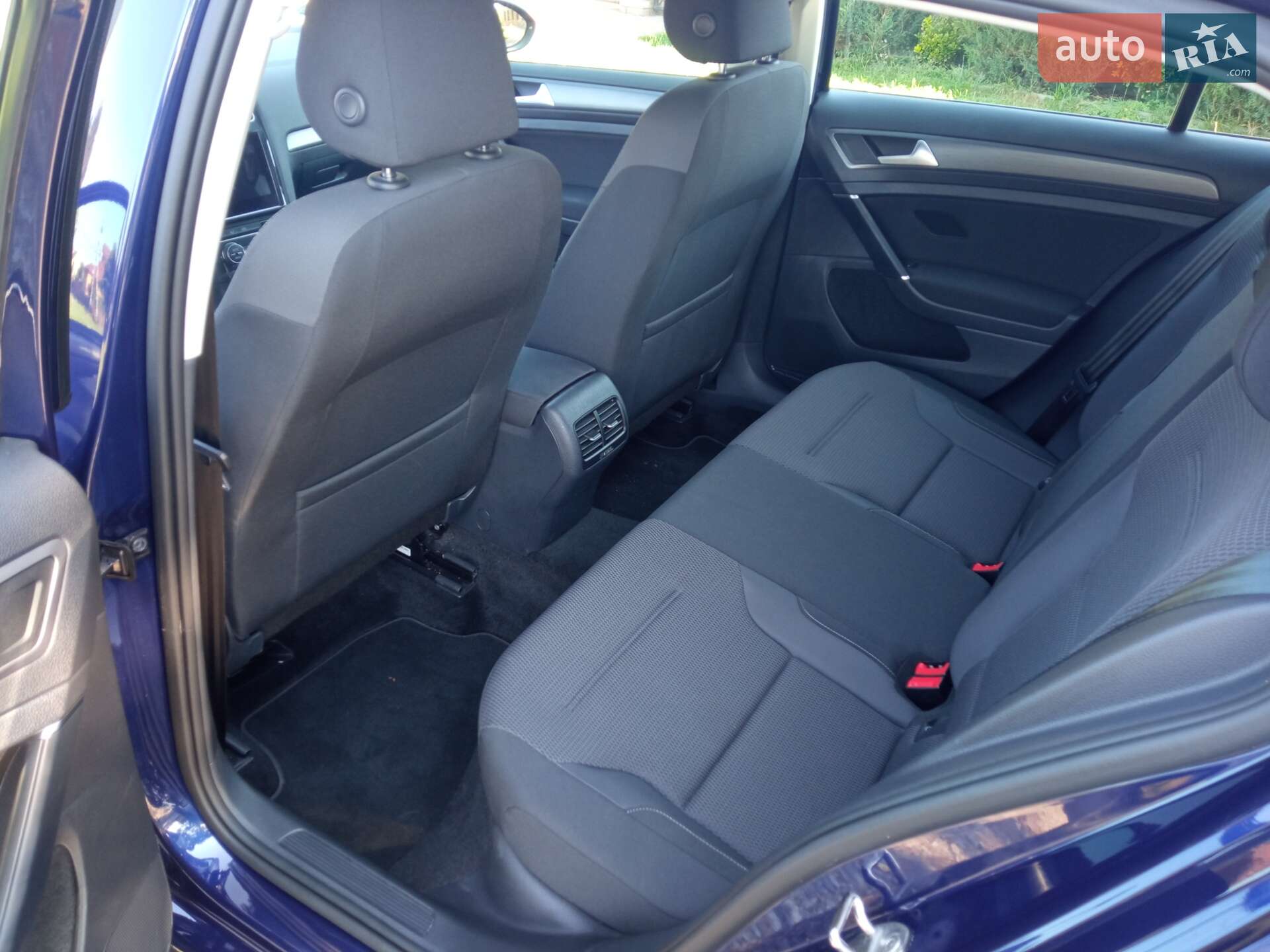 Volkswagen e-Golf 2020 VIN WVWZZZAUZL8907866 фото оголошення 15 з 27