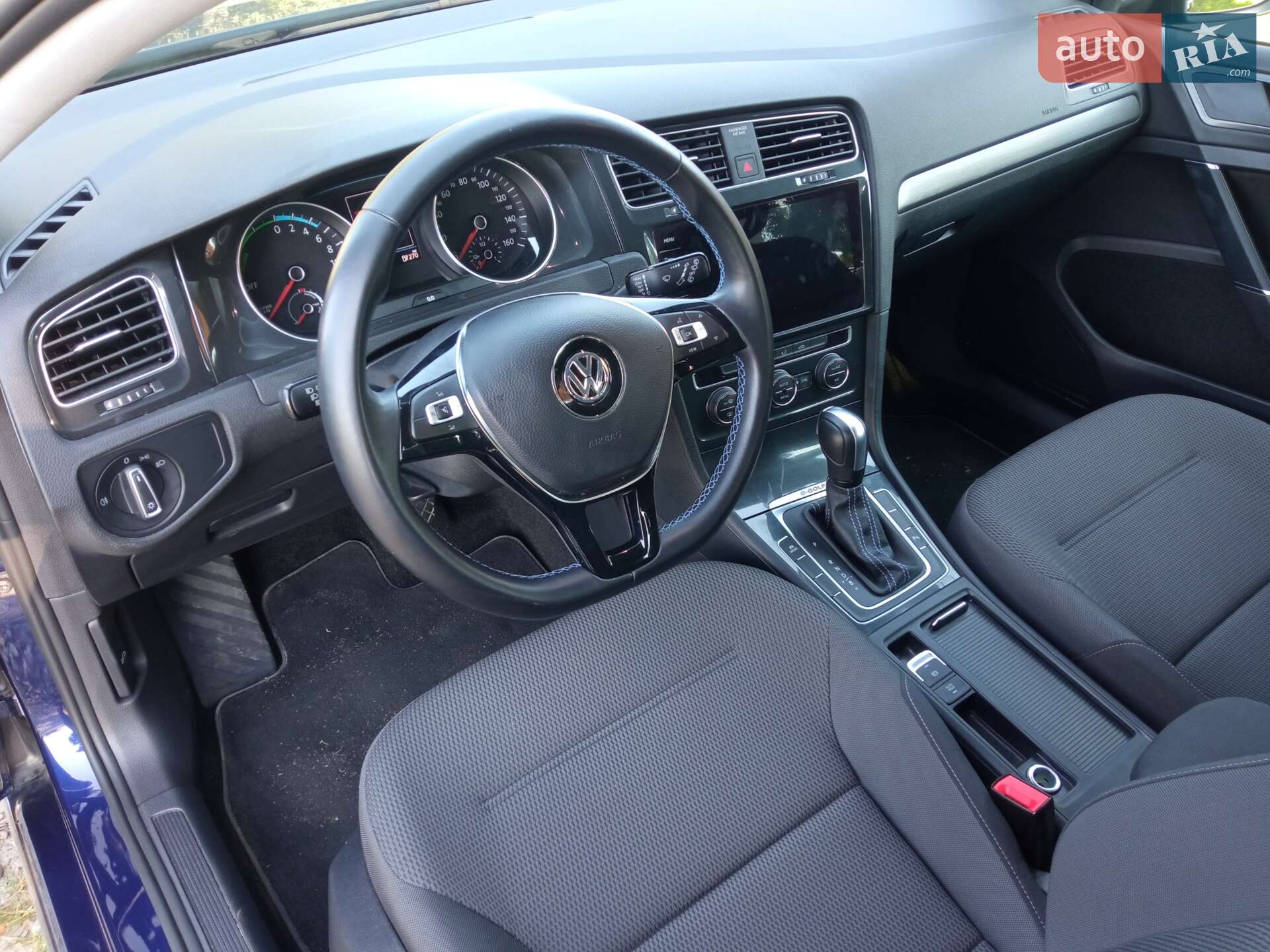 Volkswagen e-Golf 2020 VIN WVWZZZAUZL8907866 фото оголошення 16 з 27