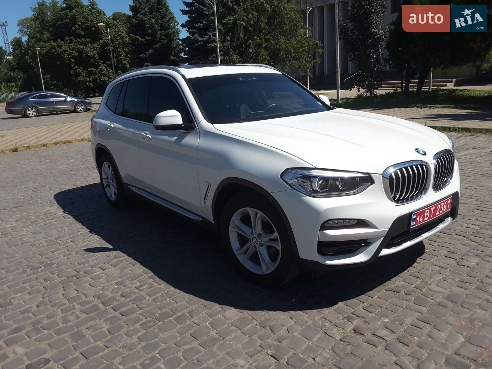 BMW X3 2018 VIN 5UXTR7C51KLF32623 фото оголошення 9 з 22