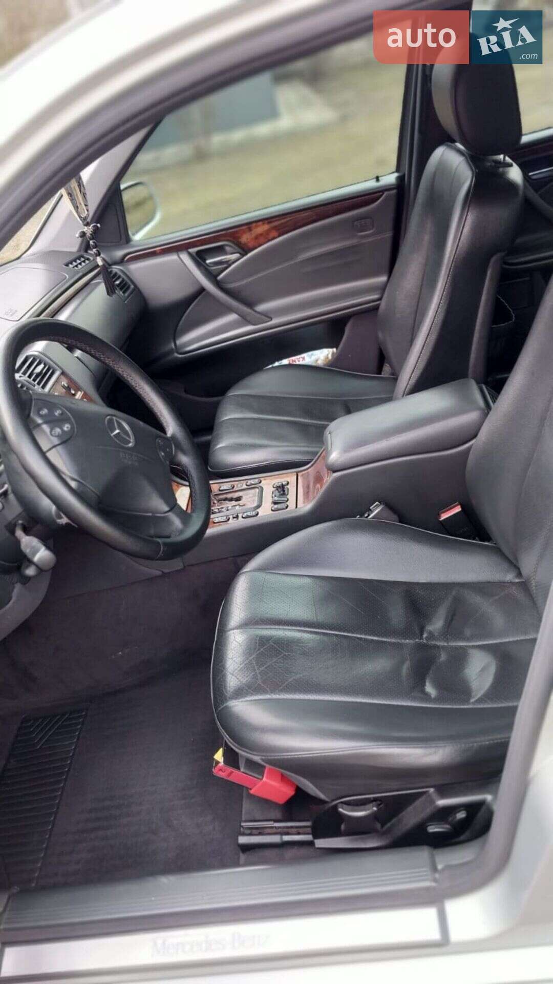 Mercedes-Benz E-Class 2002 VIN WDB1240201A079936 фото оголошення 2 з 7