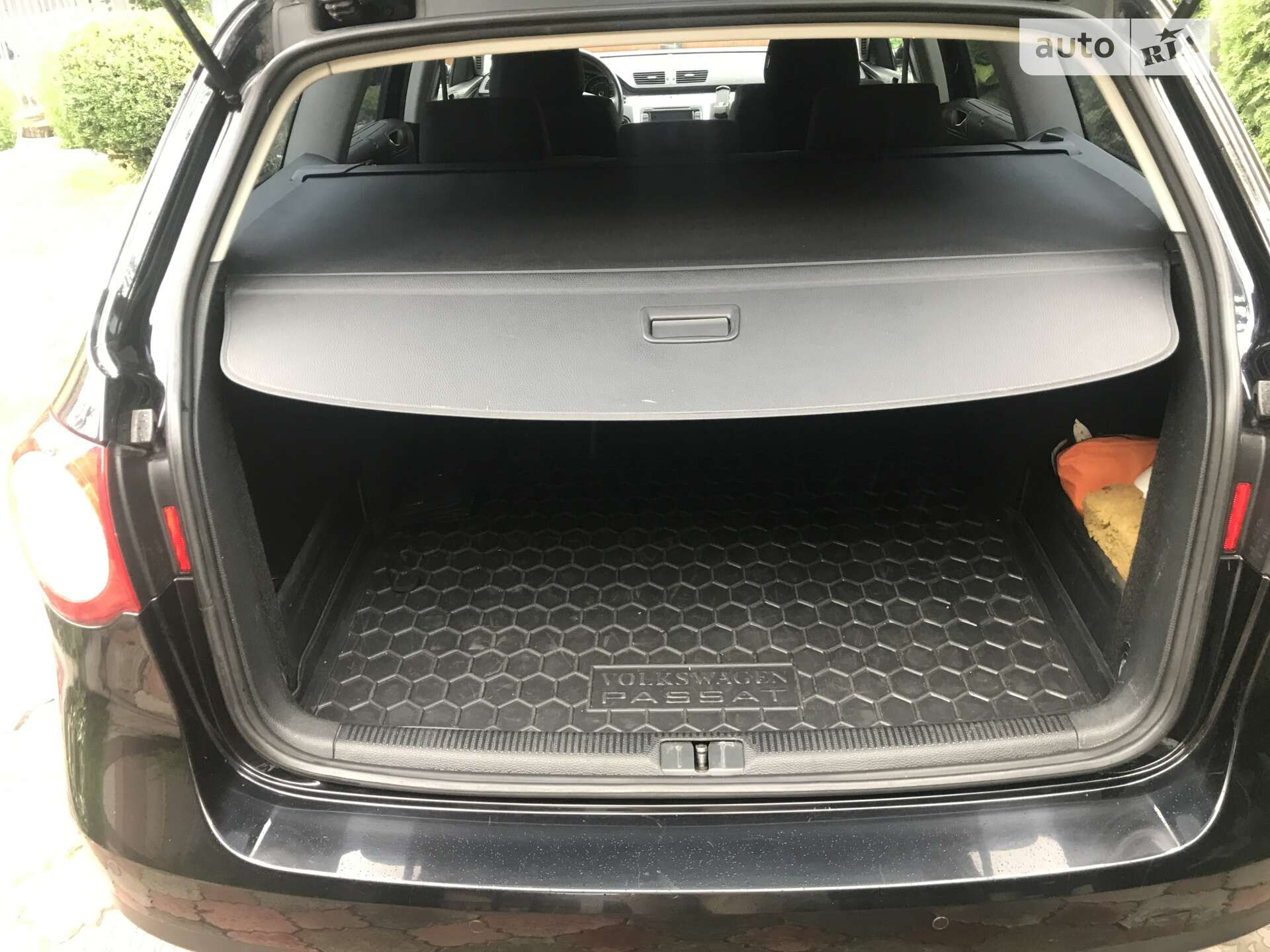 Volkswagen Passat 2010 VIN WVWZZZ3CZAE133827 фото оголошення 6 з 15