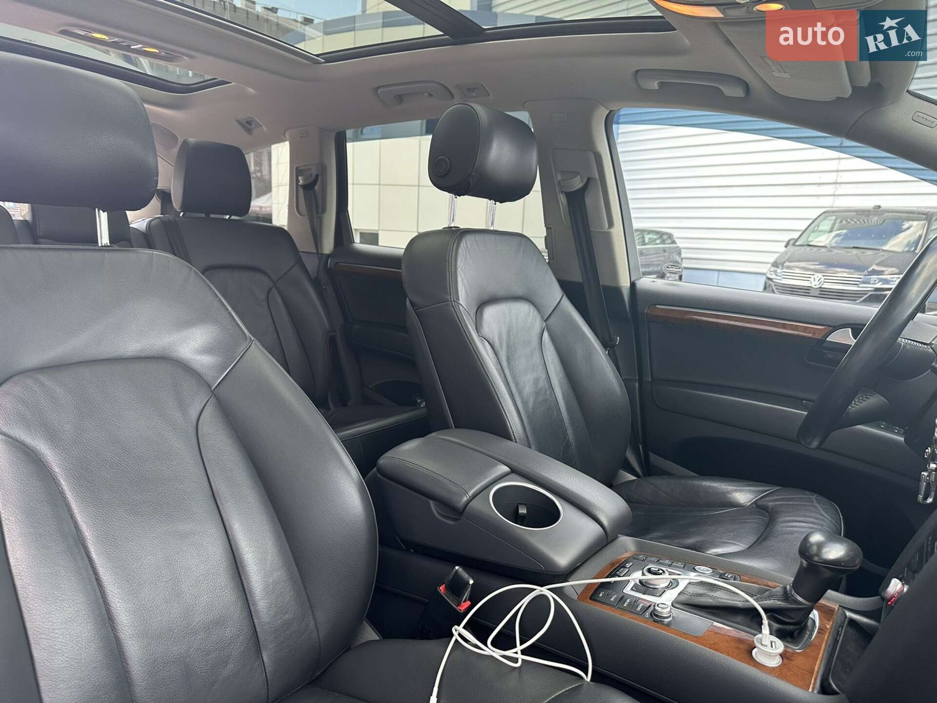 Audi Q7 2015 VIN WA1LGAFE1FD016611 фото оголошення 32 з 38