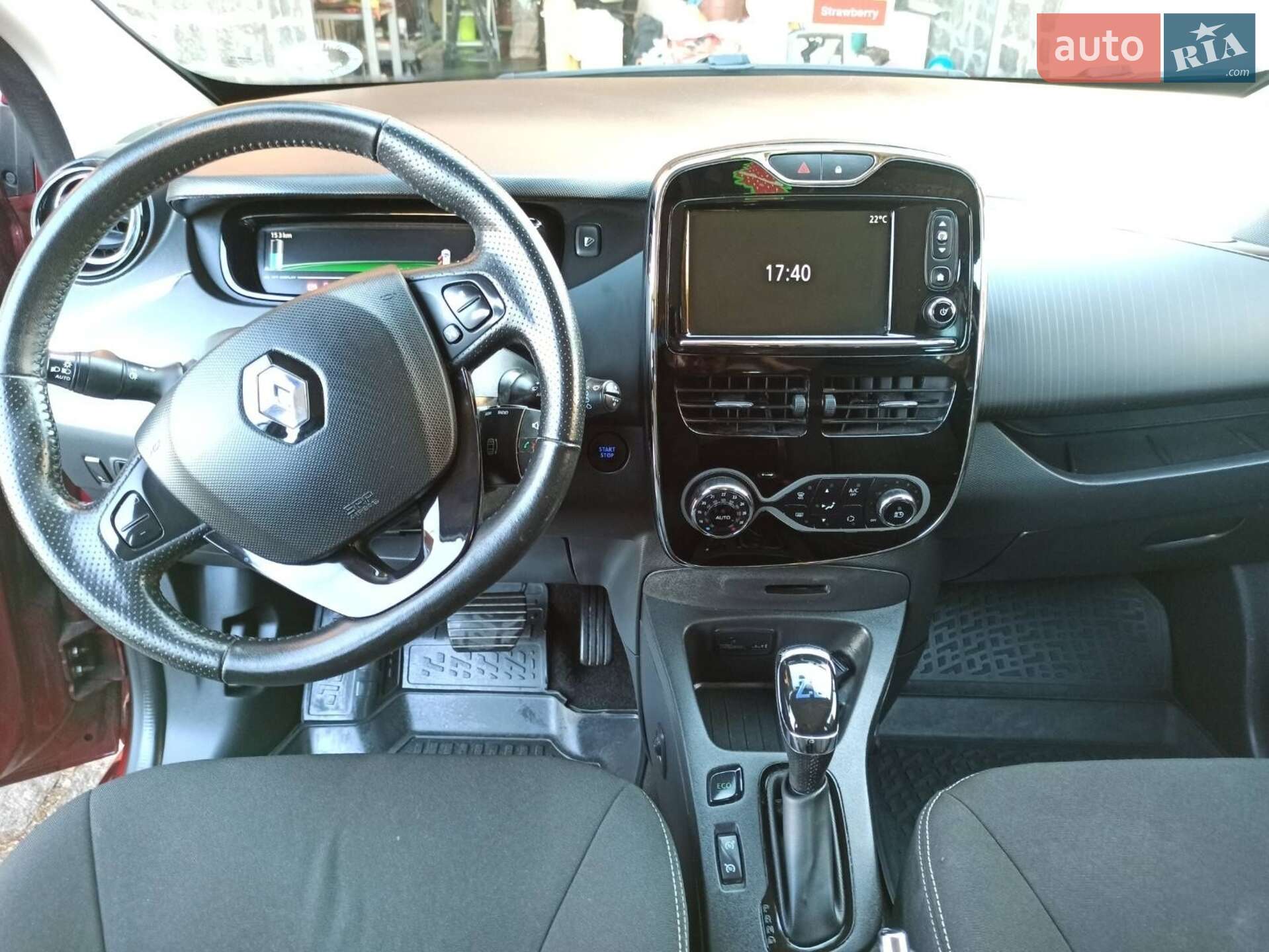 Renault Zoe 2018 VIN VF1AGVYF059561938 фото оголошення 2 з 38