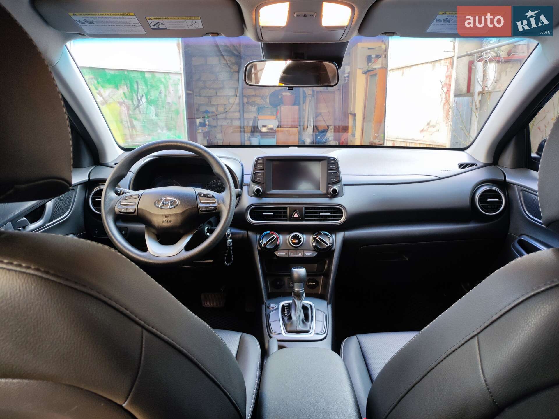 Hyundai Kona 2018 VIN KM8K12AAXKU236784 фото оголошення 13 з 18